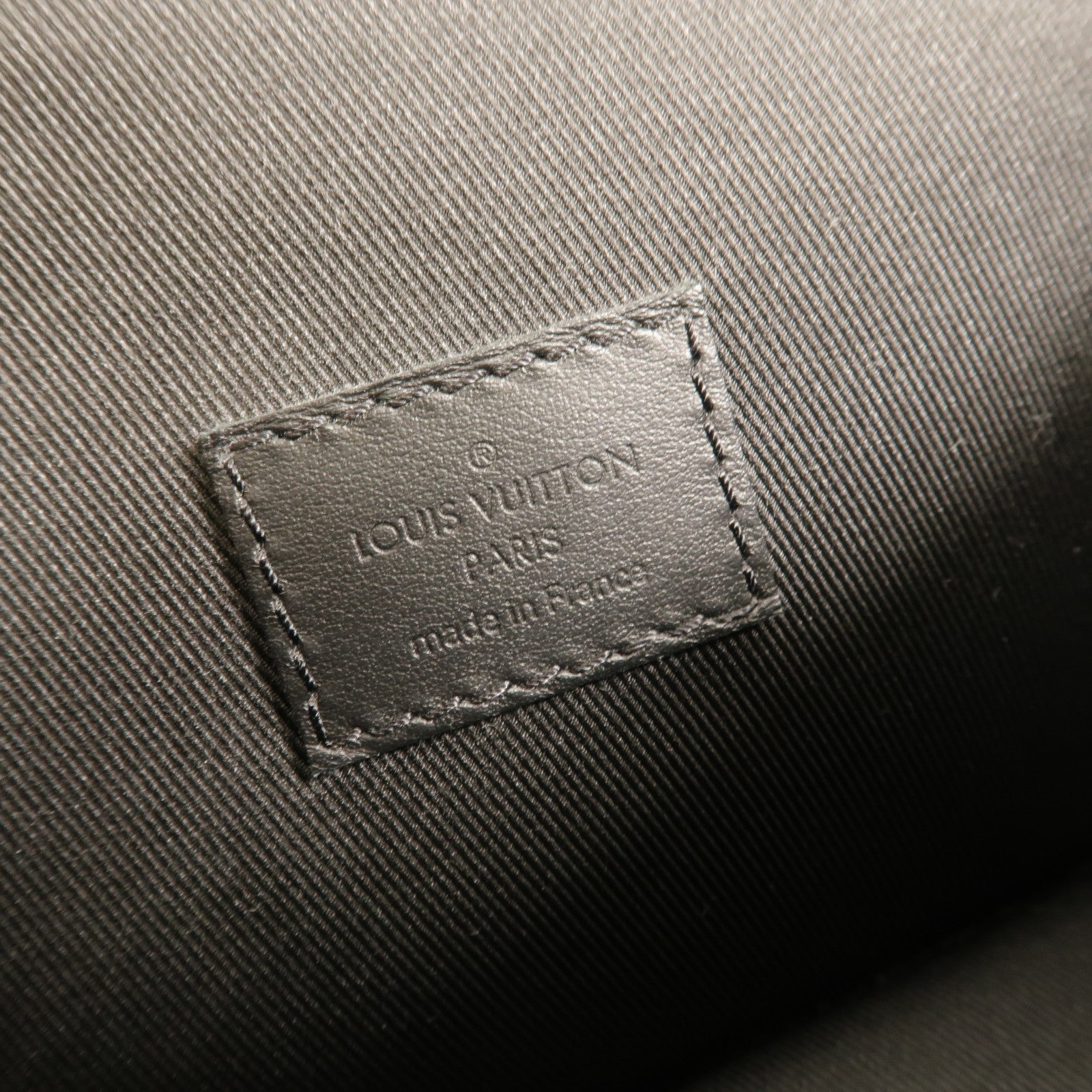 LOUIS VUITTON Aerogram Takeoff Messenger PM肩背袋