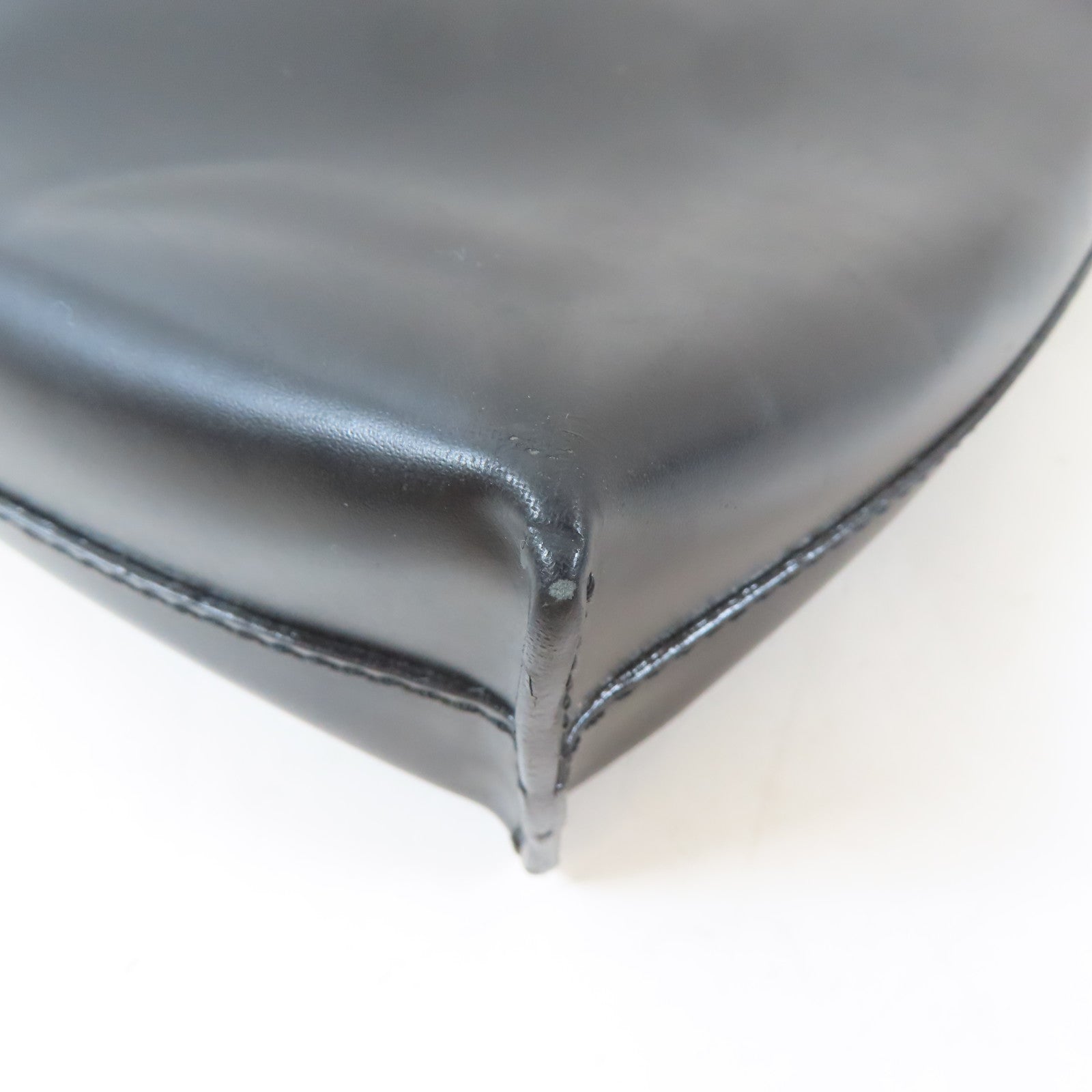 BURBERRY 牛皮皮革Shoulder Bag銀扣肩背袋黑色