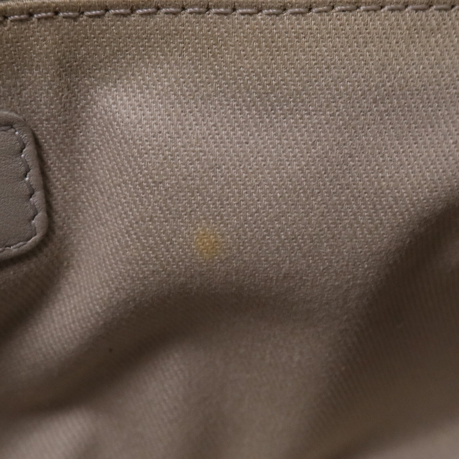 CHANEL 牛皮皮革Easy Jumbo Flap Bag銀扣鏈帶肩背袋