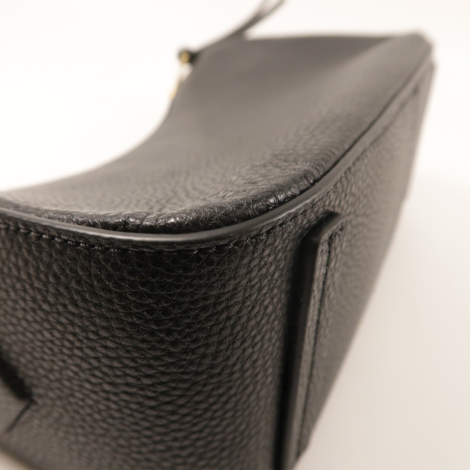 MARC JACOBS 牛皮皮革Shoulder Bag金扣肩背袋