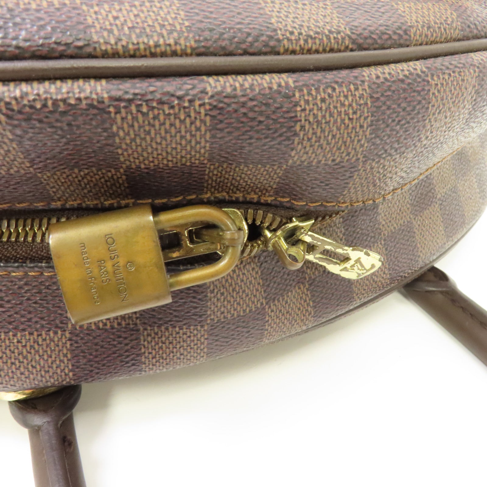 LOUIS VUITTON Damier Ebene Nolita金扣肩背袋啡色