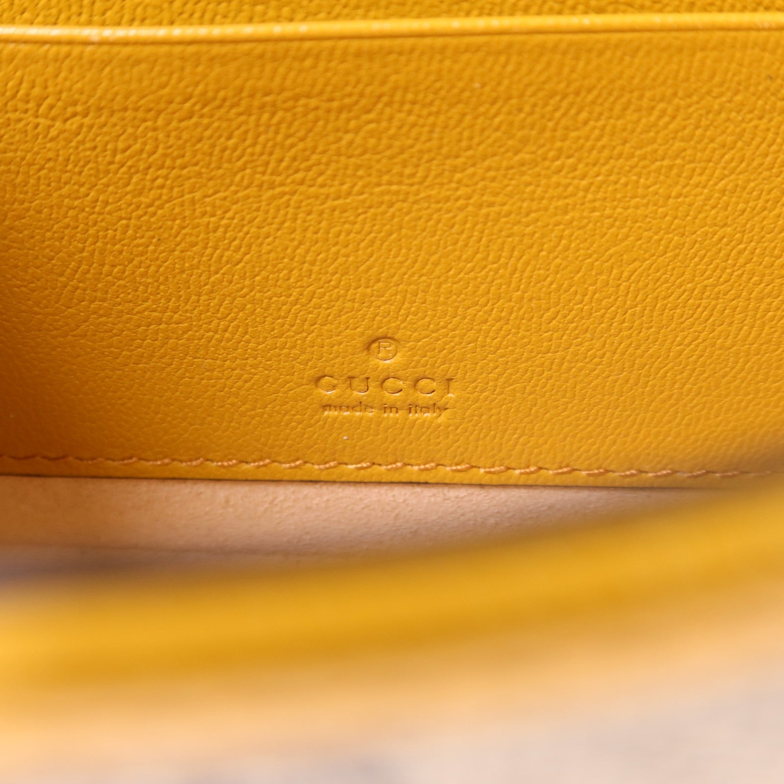 GUCCI 塗層帆布GG Supreme Mini Padlock Bag金扣手挽肩背兩用袋