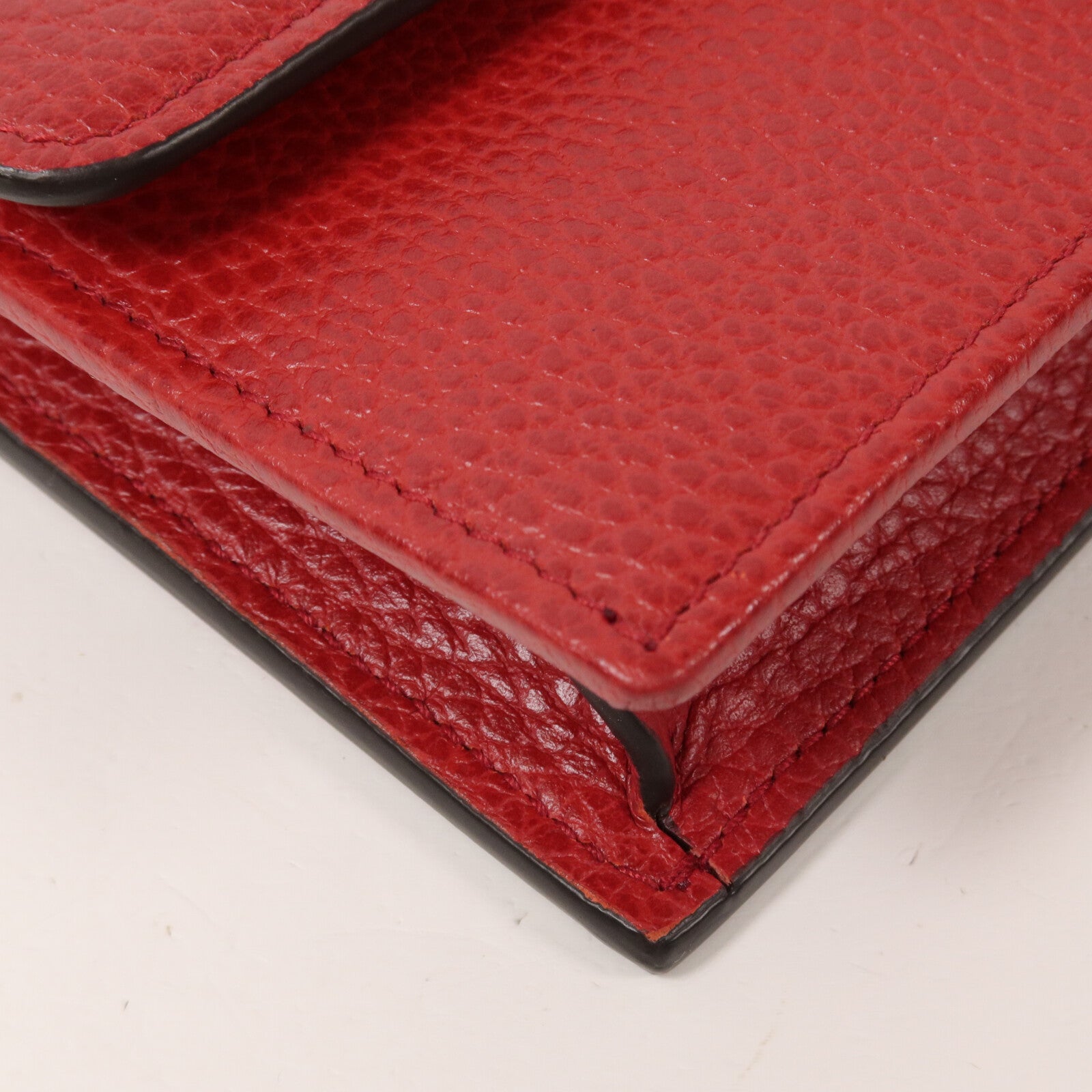 GUCCI 牛皮皮革Interlocking G Wallet On Chain鏈帶肩背袋
