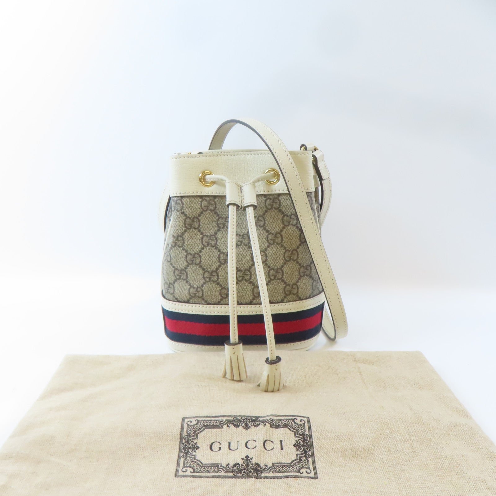 GUCCI 塗層帆布Ophidia GG Mini Bucket金扣肩背袋啡色/白色