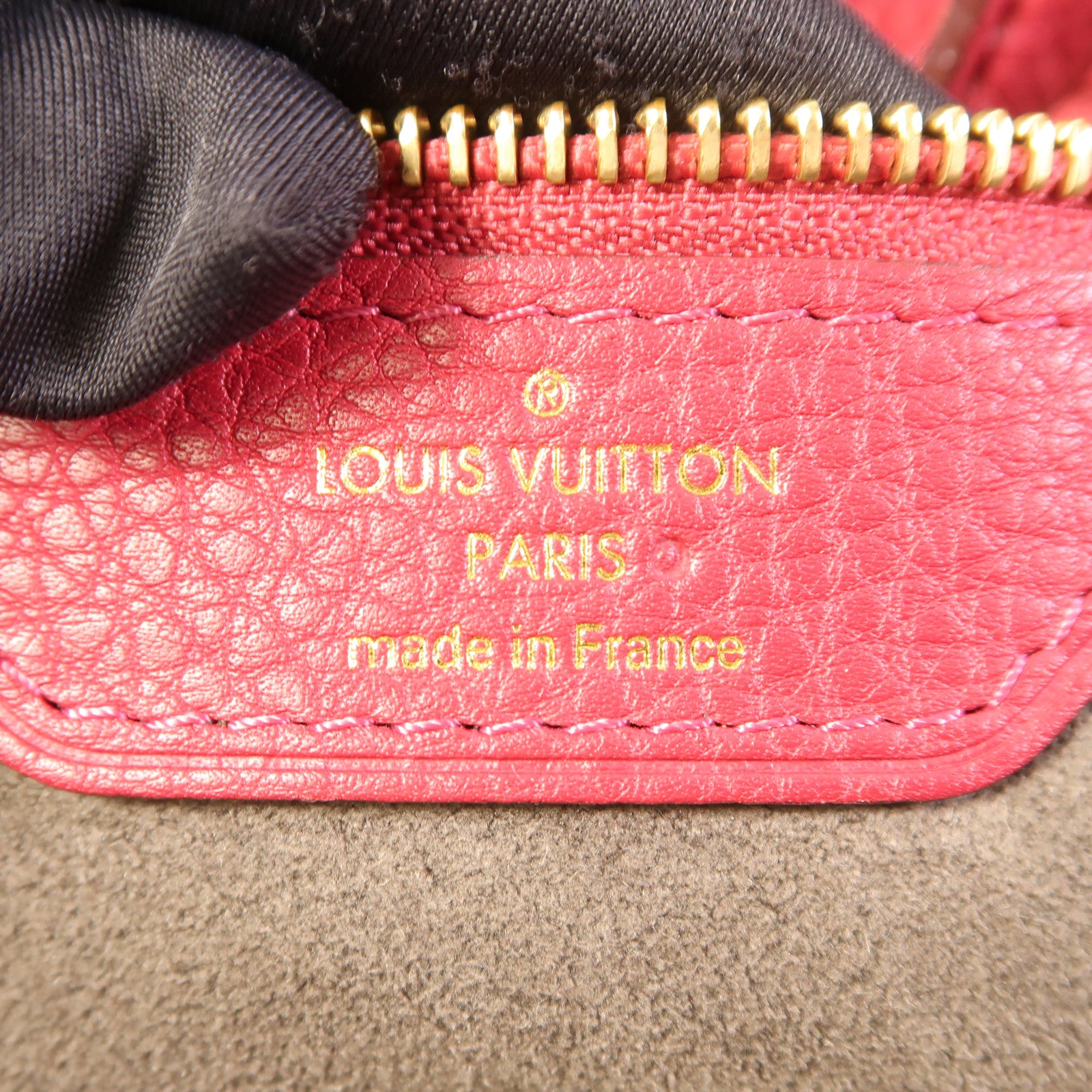 LOUIS VUITTON Mahina Cirrus PM金扣手挽袋