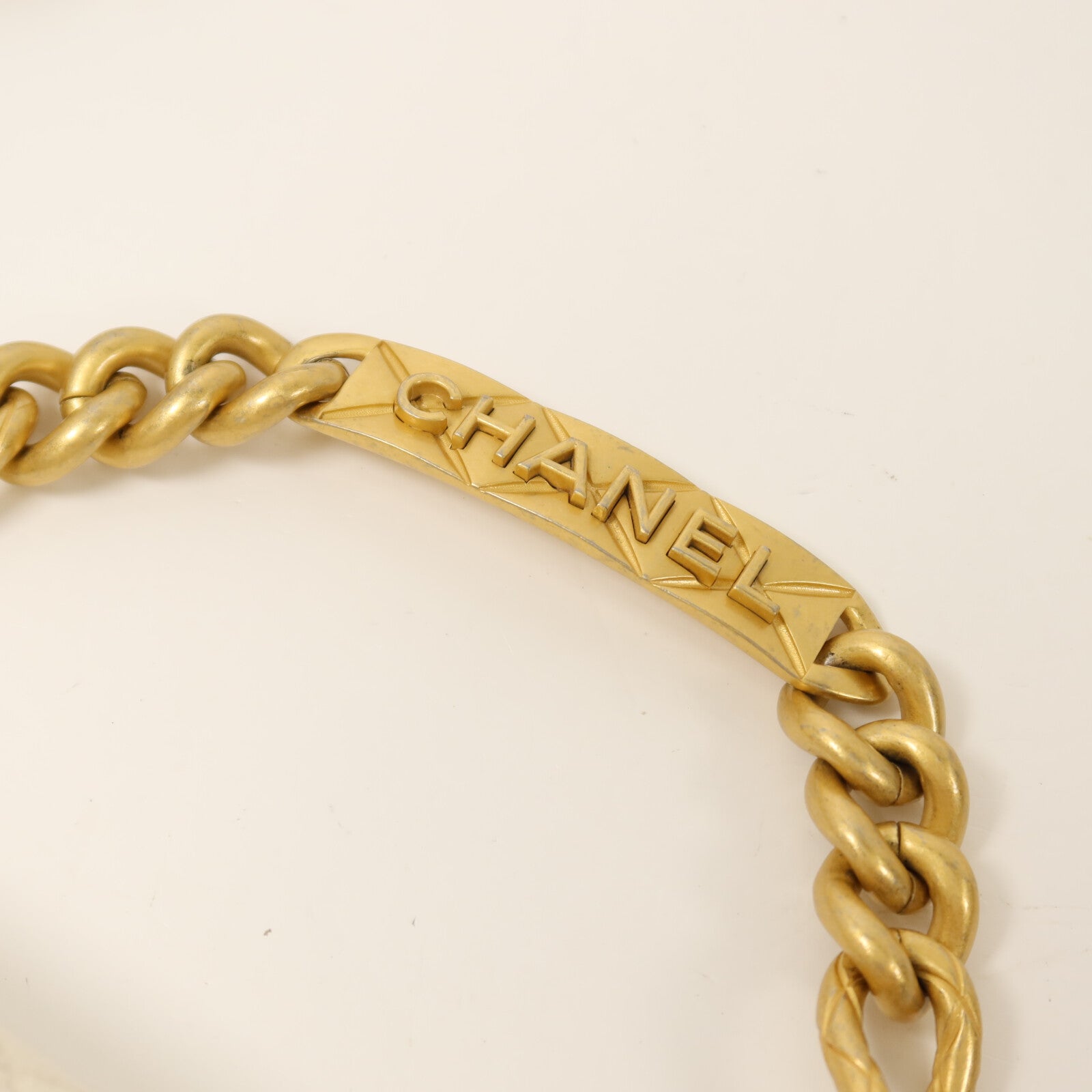 CHANEL 牛皮皮革Chain Shoulder金扣鏈帶手挽肩背兩用袋