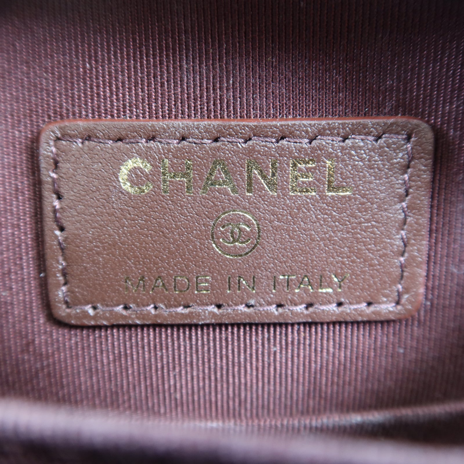 CHANEL 牛皮皮革Phone Bag金扣鏈帶肩背袋