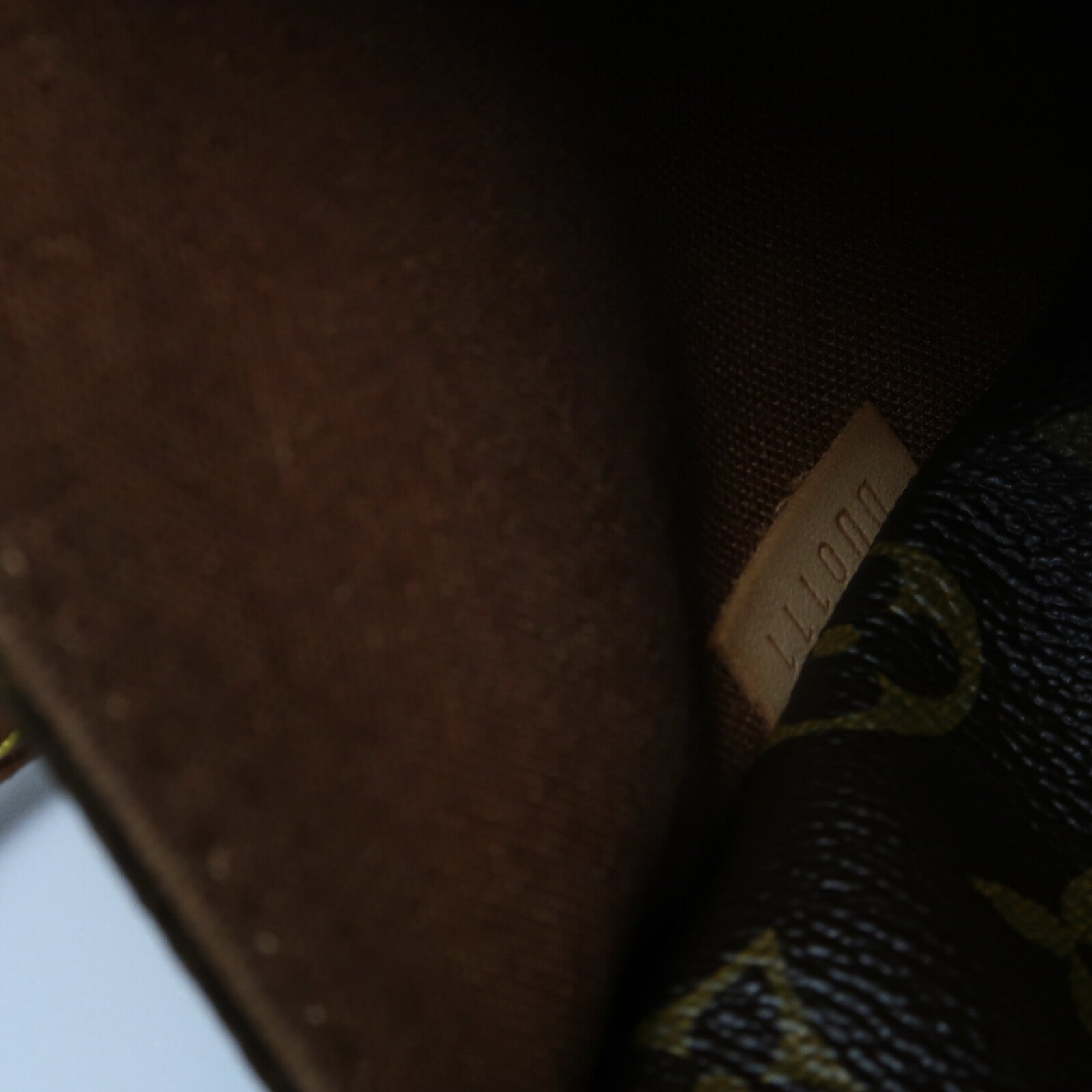 LOUIS VUITTON Monogram Totally MM手挽袋