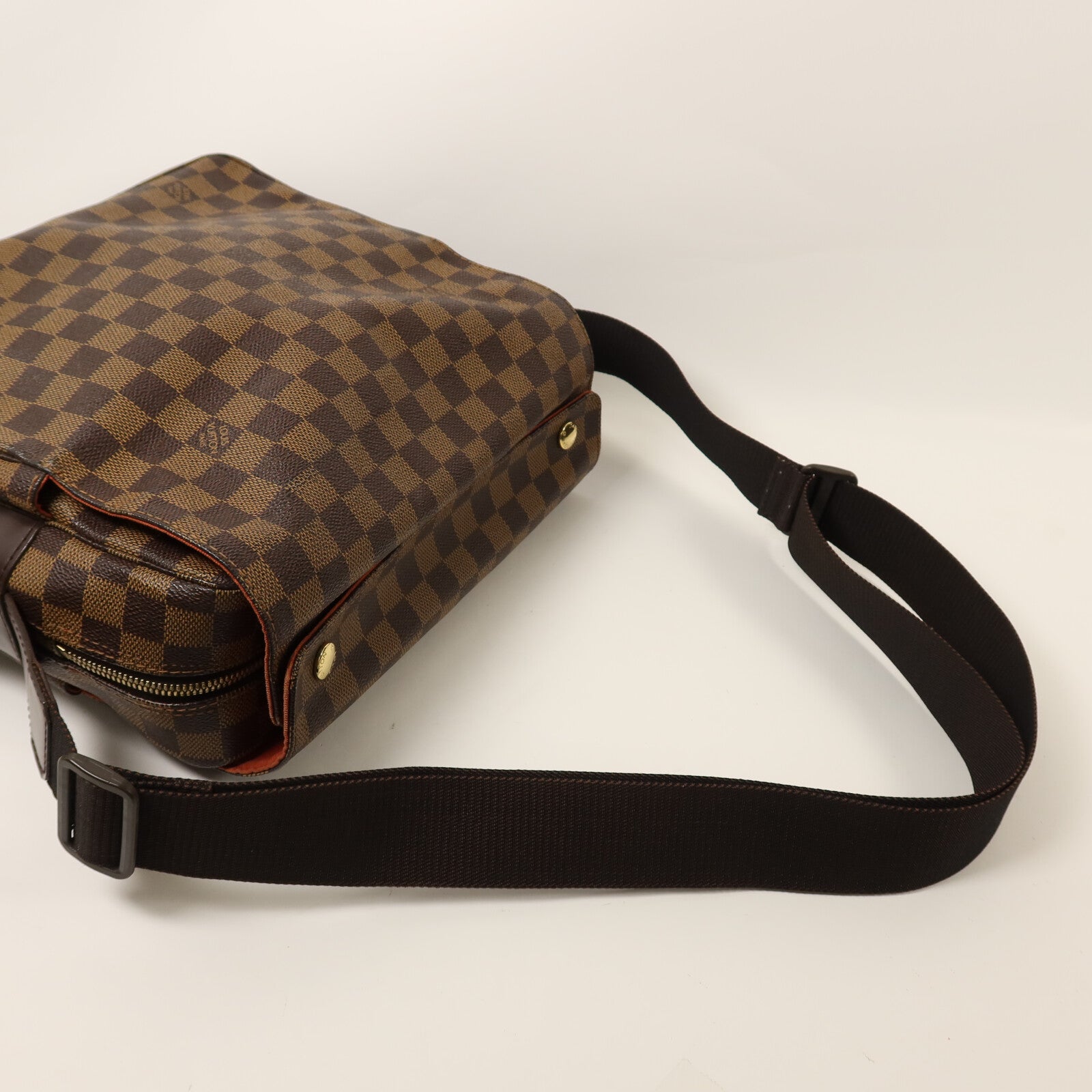 LOUIS VUITTON Damier Naviglio金扣肩背袋