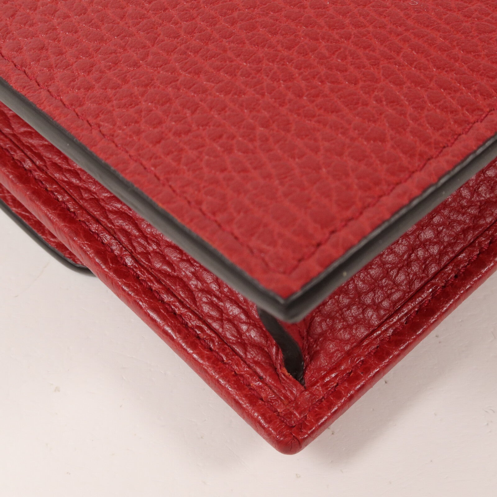 GUCCI 牛皮皮革Interlocking G Wallet On Chain鏈帶肩背袋