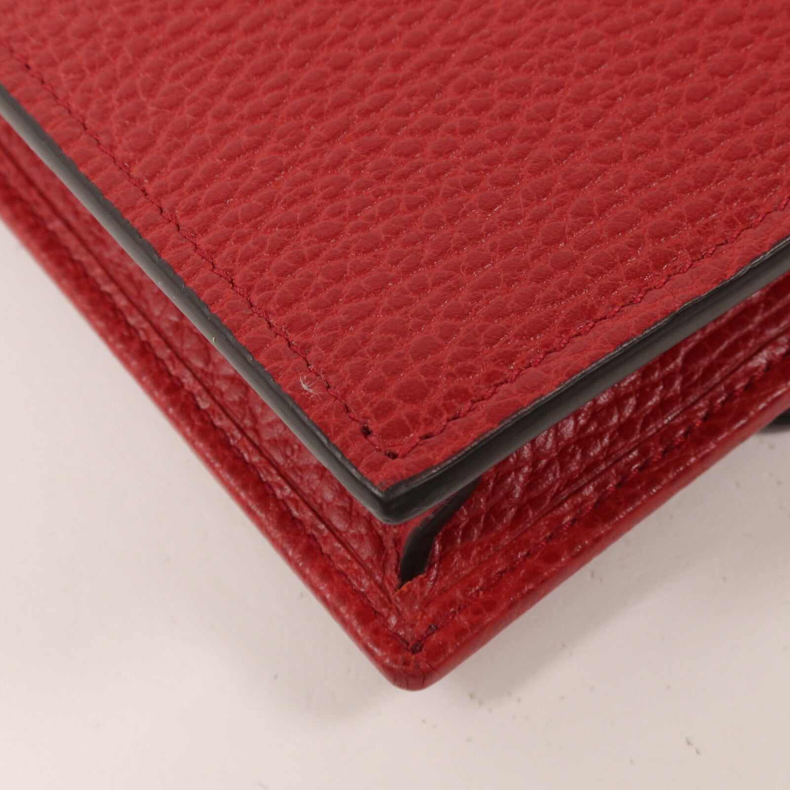 GUCCI 牛皮皮革Interlocking G Wallet On Chain鏈帶肩背袋
