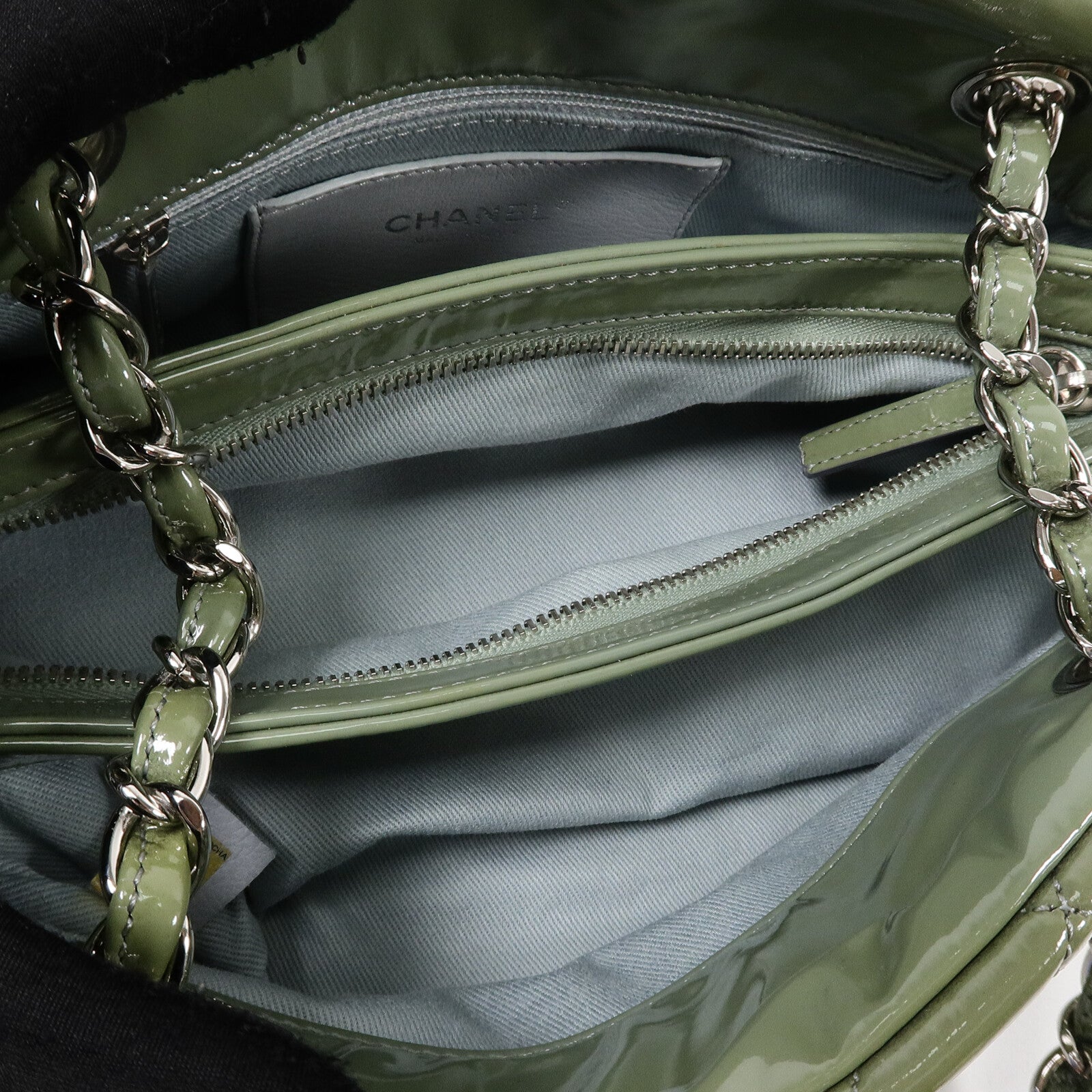 CHANEL 漆皮皮革Chain Shoulder Bag鏈帶肩背袋