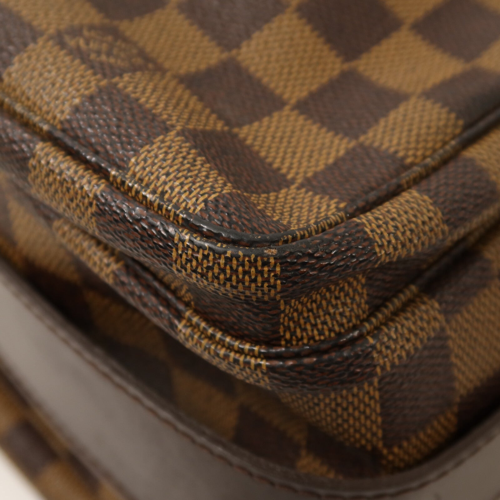 LOUIS VUITTON Damier Naviglio金扣肩背袋
