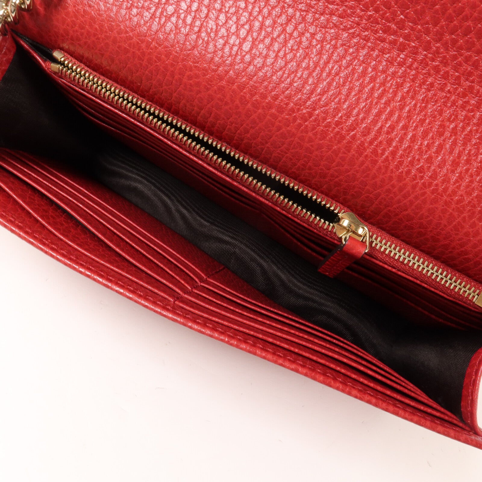 GUCCI 牛皮皮革Interlocking G Wallet On Chain鏈帶肩背袋