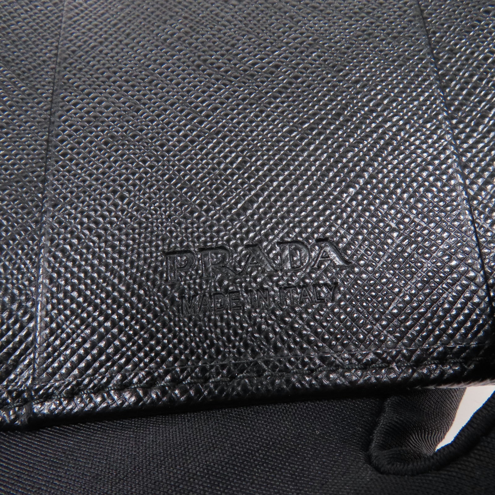 PRADA Saffiano皮革Key Case鎖匙包