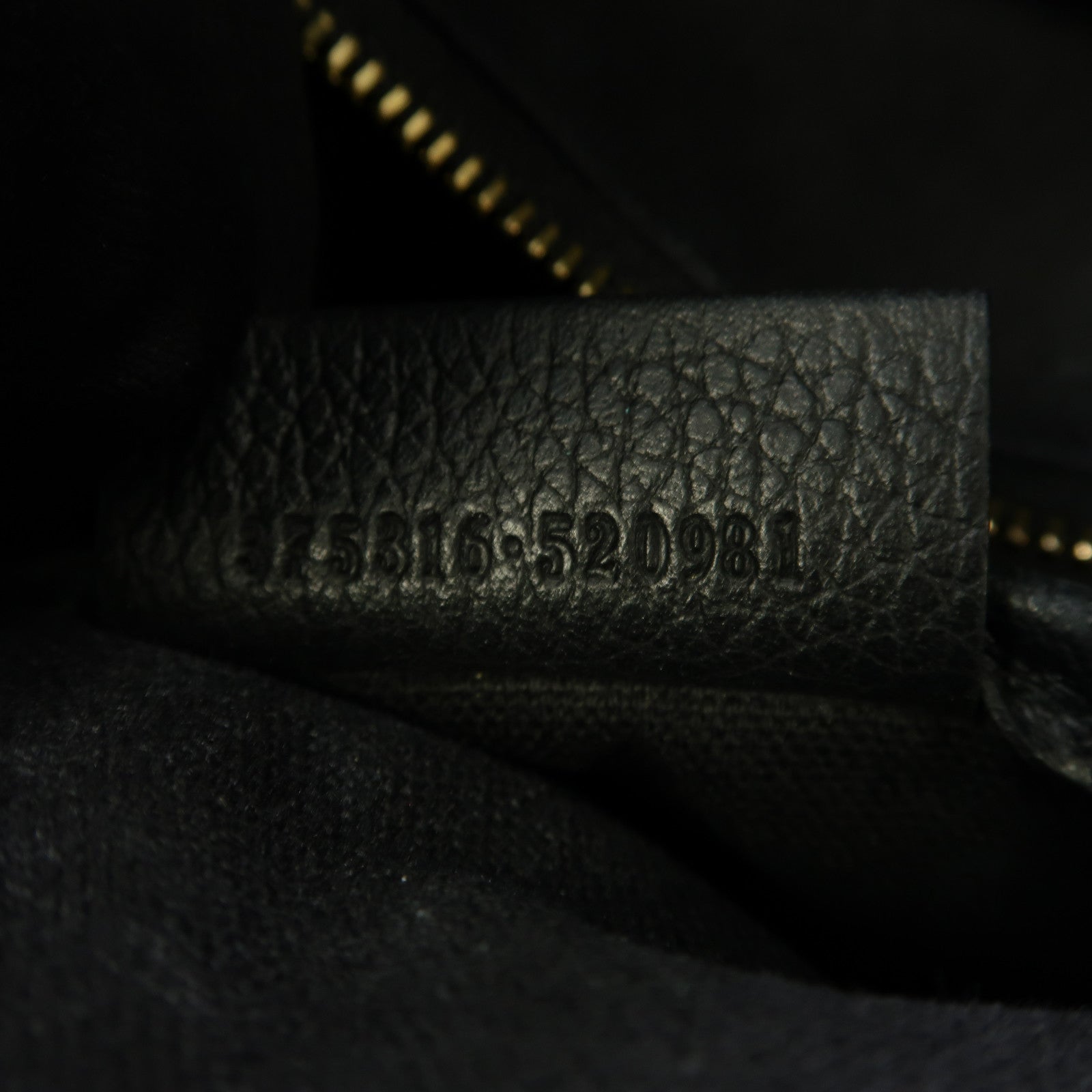 Alexander McQueen 牛皮皮革Alexander Mcqueen金扣手挽肩背兩用袋黑色