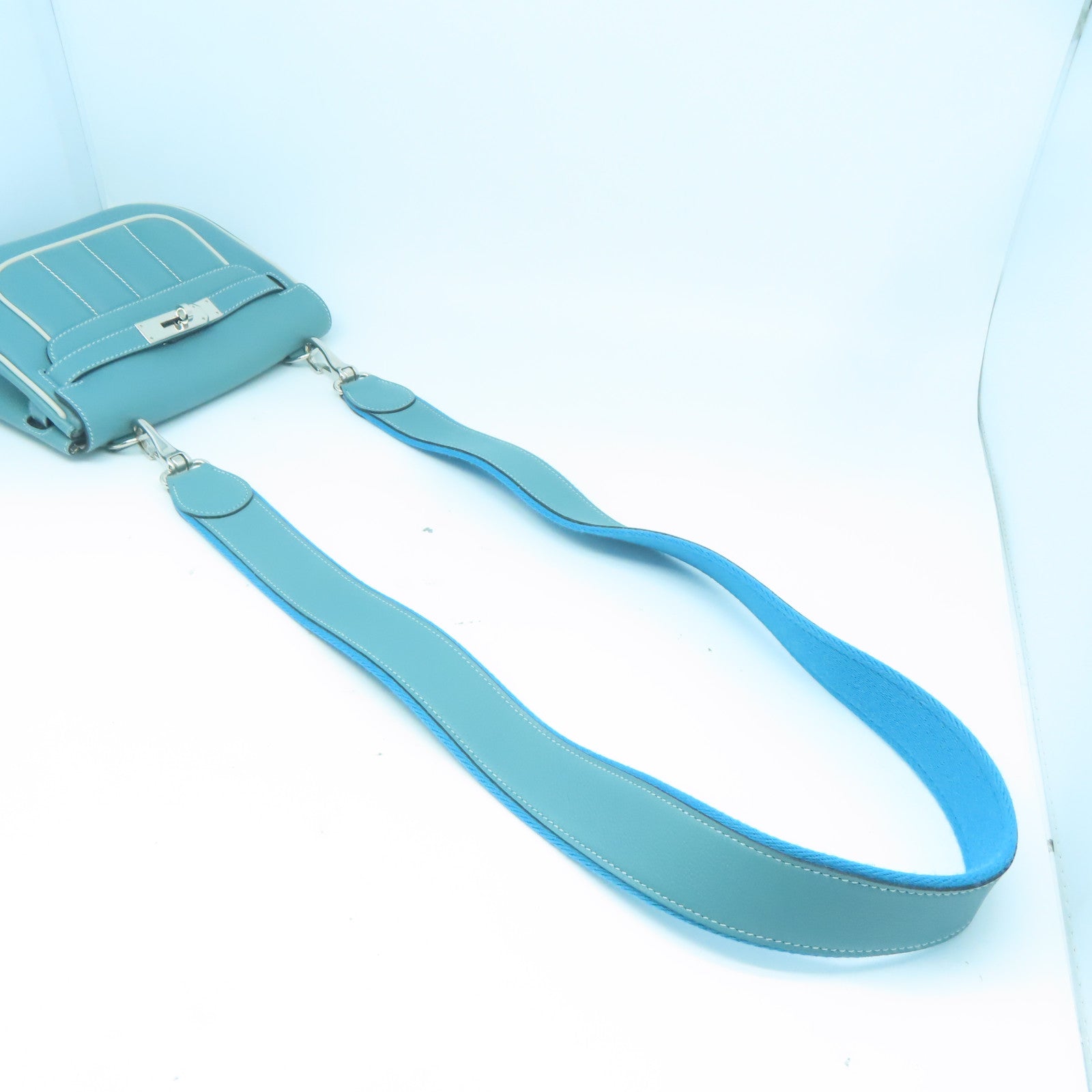 HERMES 【激減優惠】Evercolor皮革Mini Berline銀扣肩背袋藍色