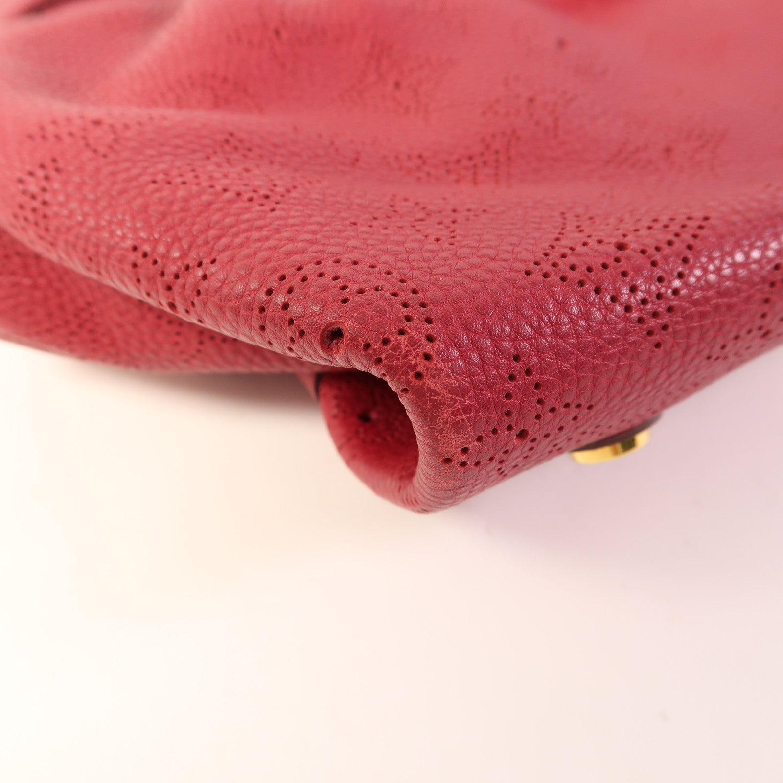 LOUIS VUITTON Mahina Cirrus PM金扣手挽袋