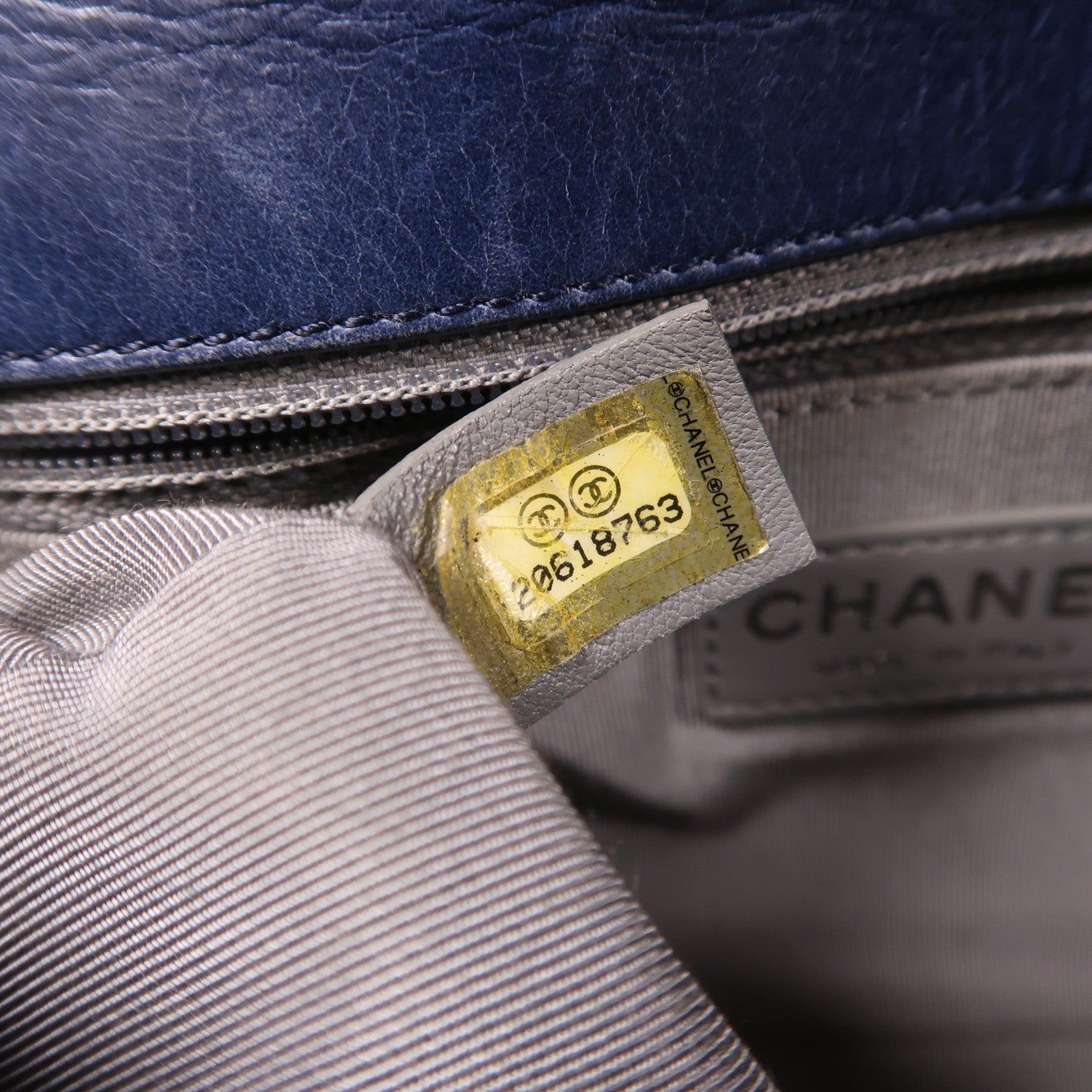 CHANEL 牛皮皮革Chain Shoulder銀扣鏈帶肩背袋