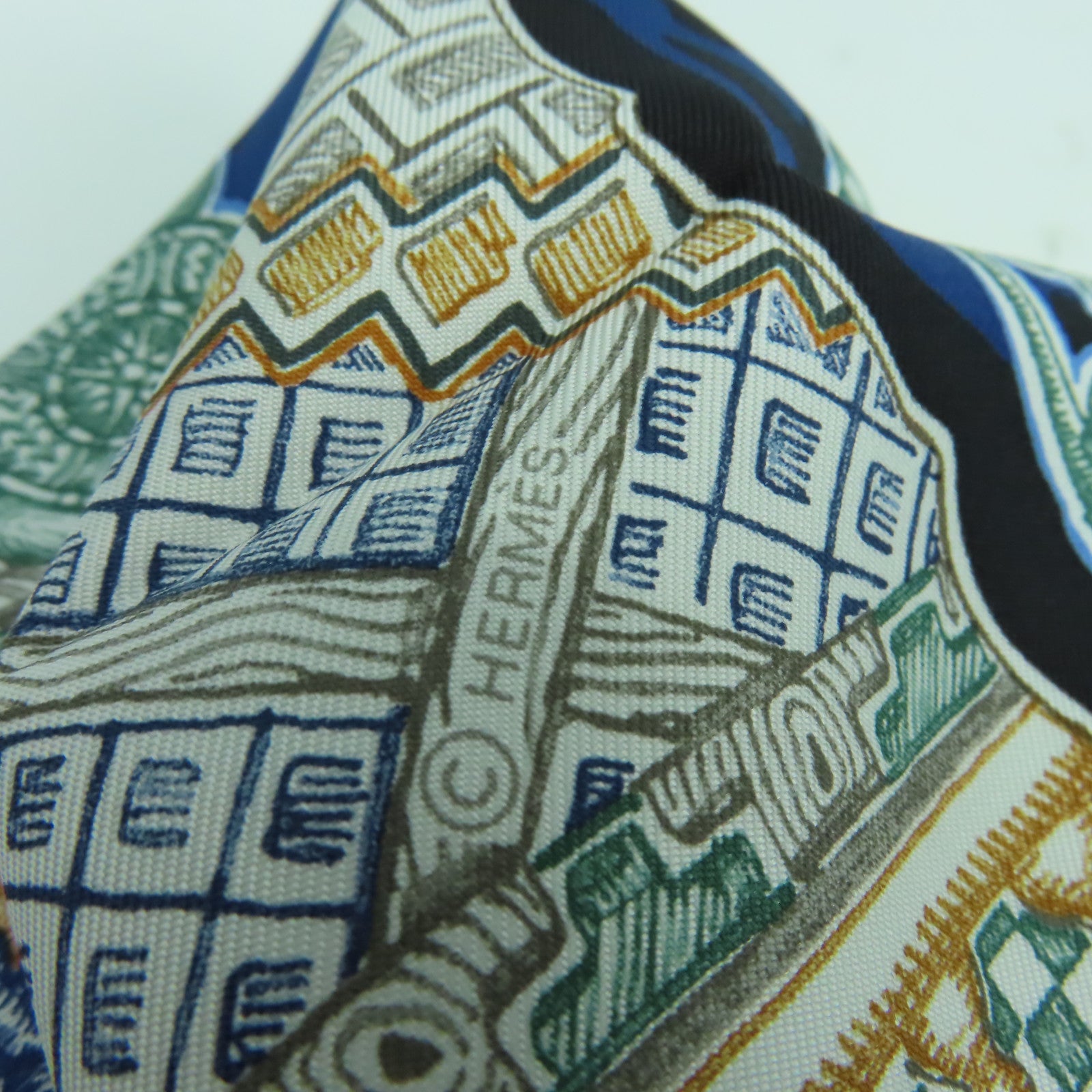 HERMES 【激減優惠】絲質Scarf 90x90絲巾深藍色/藍色