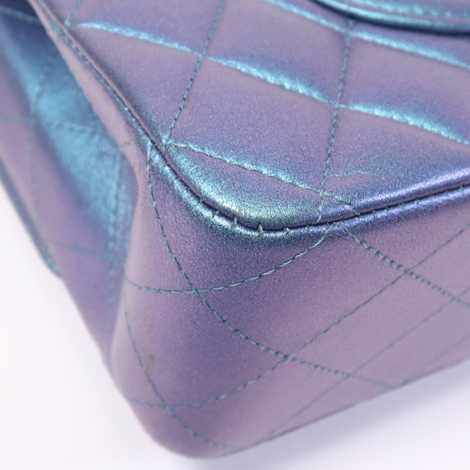 CHANEL 羊皮皮革Classic Flap Iridescent銀扣鏈帶肩背袋