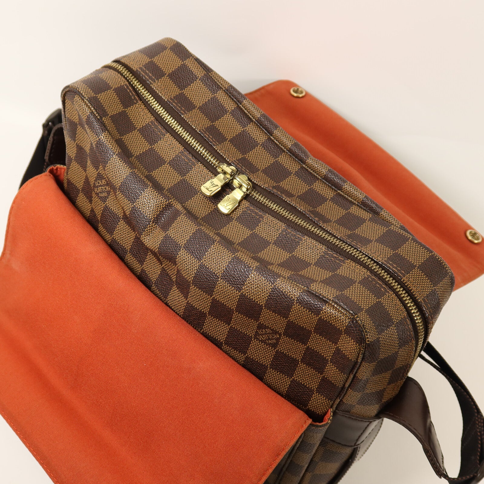 LOUIS VUITTON Damier Naviglio金扣肩背袋