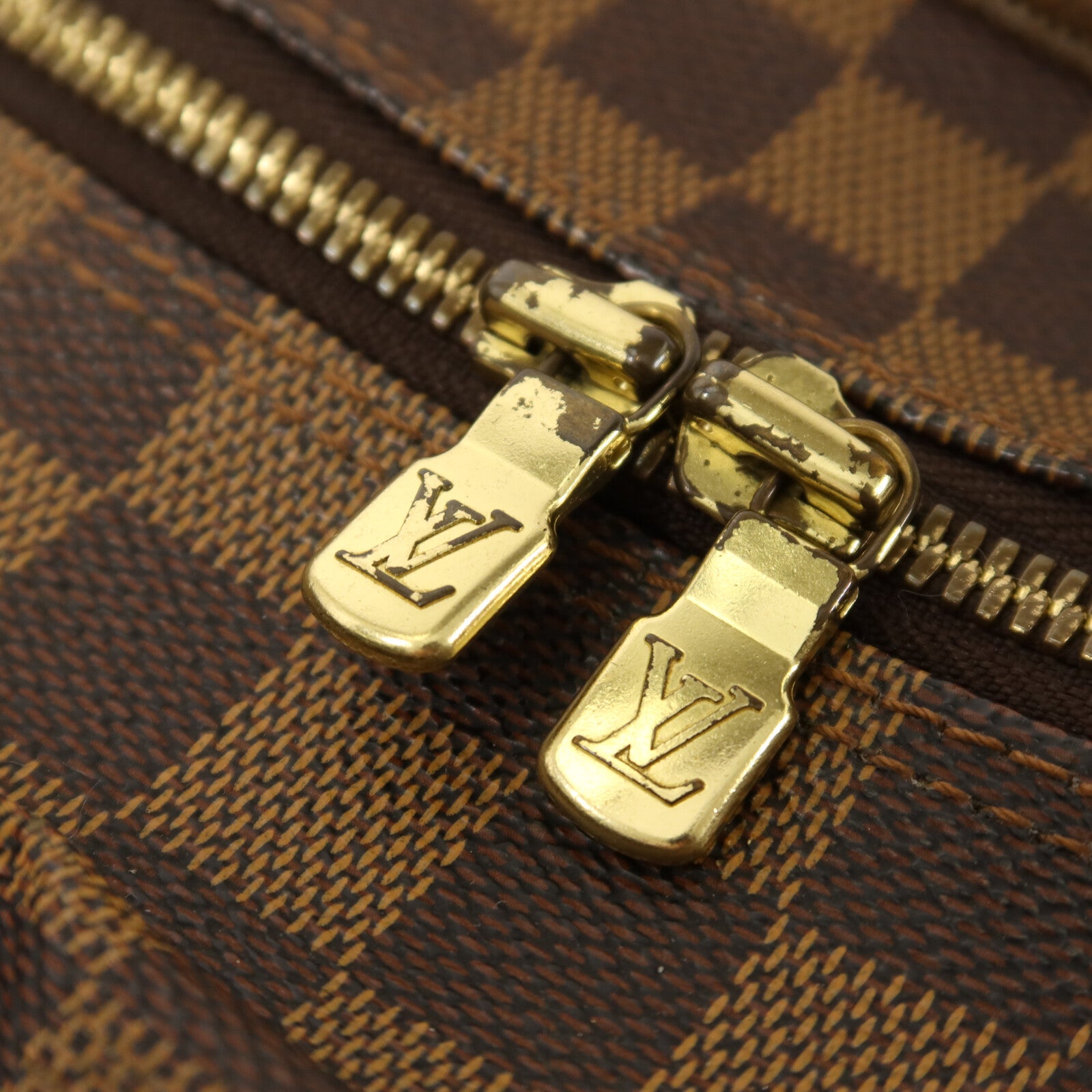 LOUIS VUITTON Damier Naviglio金扣肩背袋