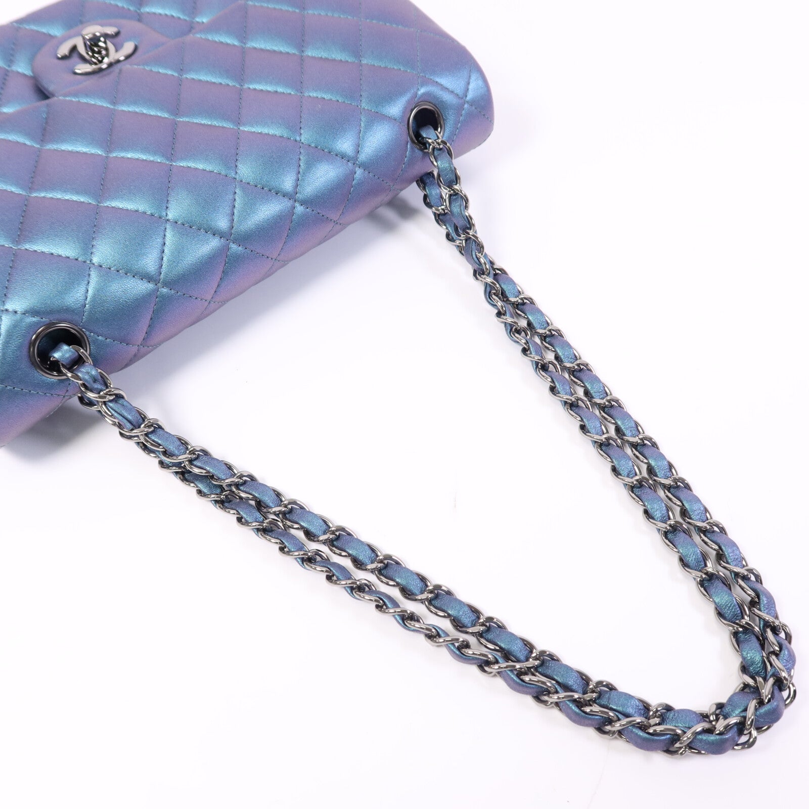 CHANEL 羊皮皮革Classic Flap Iridescent銀扣鏈帶肩背袋