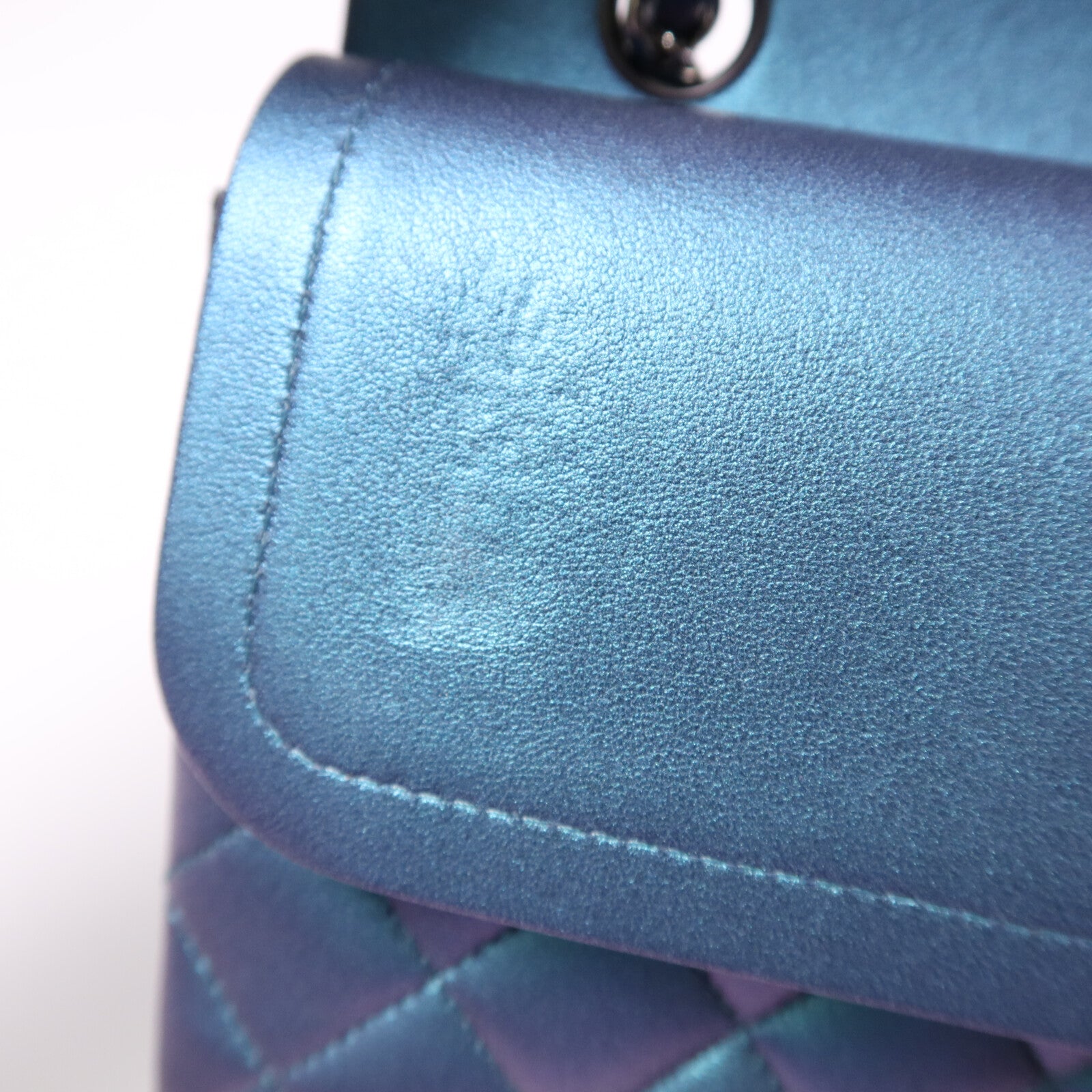 CHANEL 羊皮皮革Classic Flap Iridescent銀扣鏈帶肩背袋