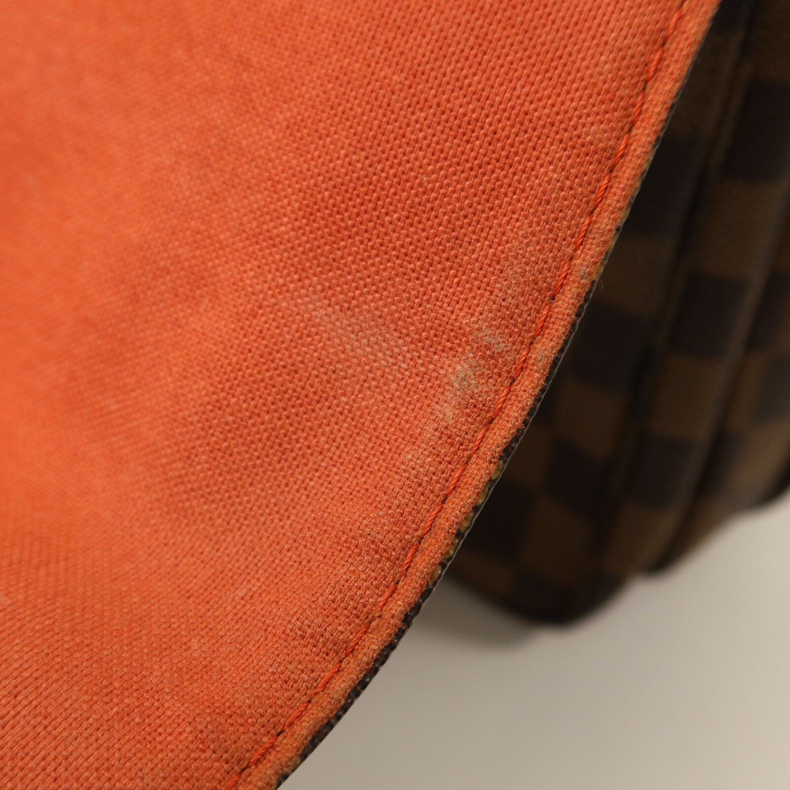 LOUIS VUITTON Damier Naviglio金扣肩背袋
