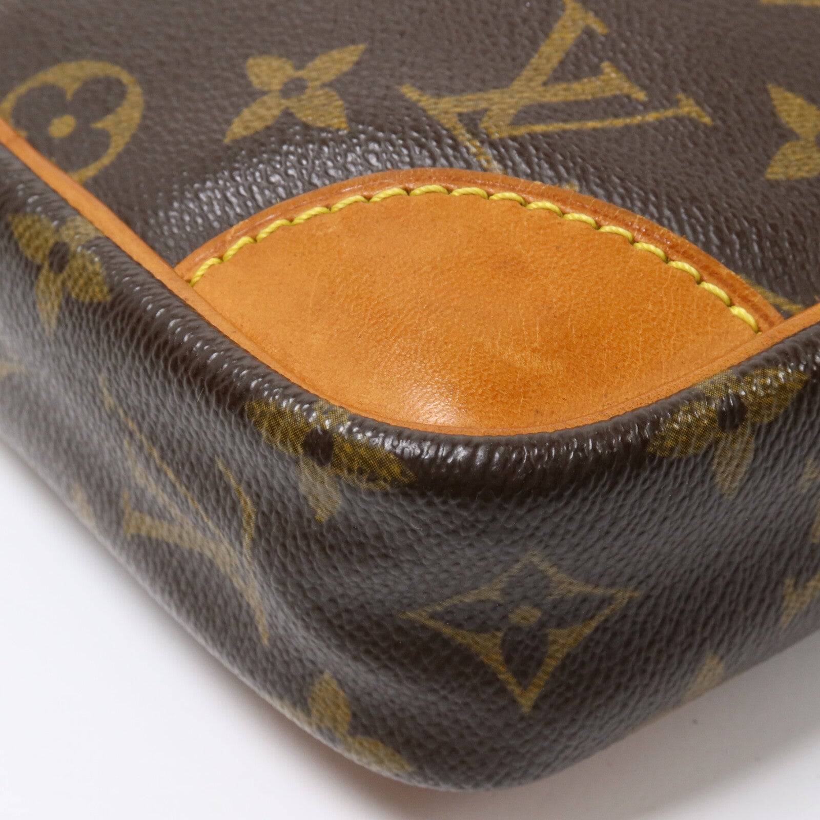 LOUIS VUITTON Monogram Danube肩背袋