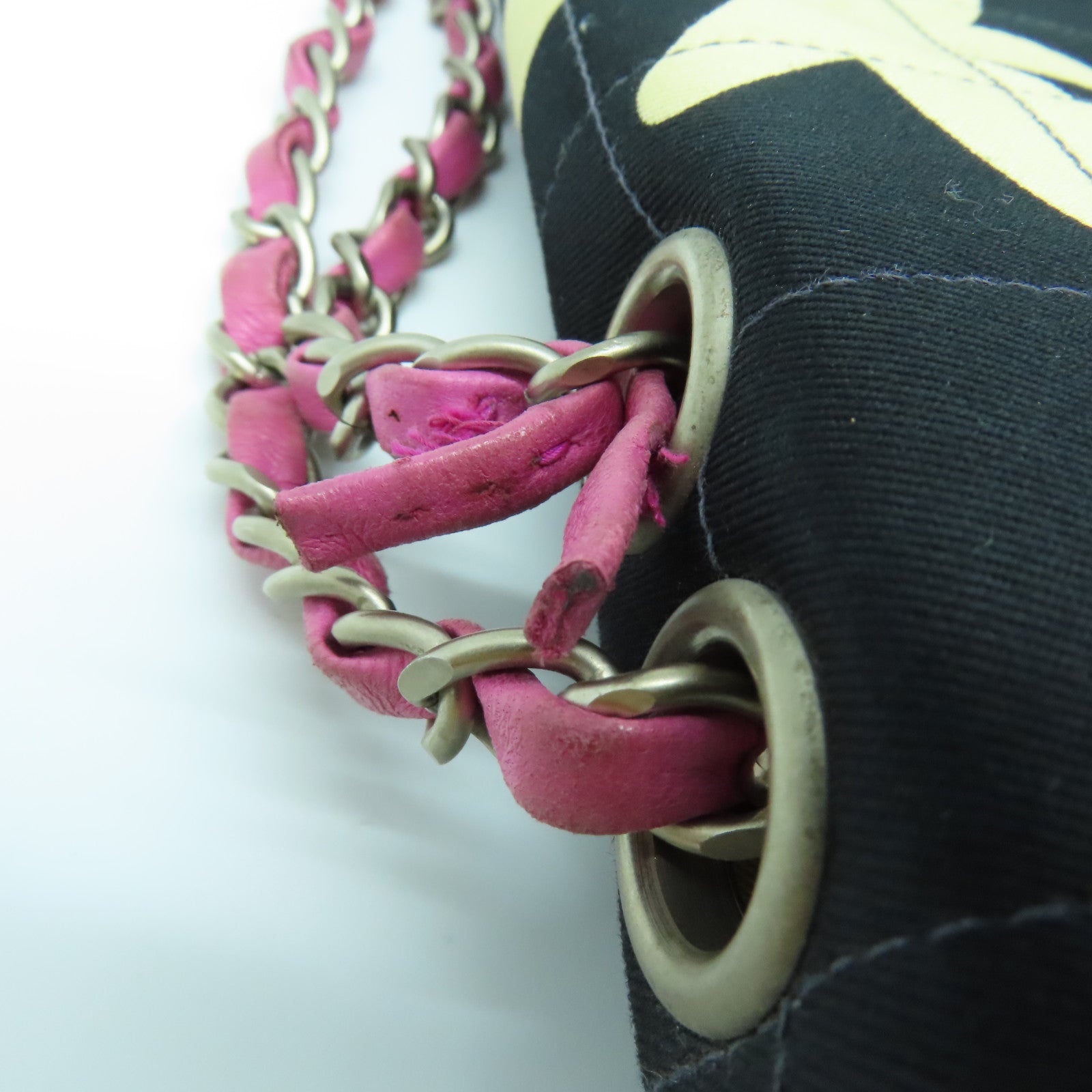 CHANEL 帆布Chain Shoulder银扣肩背袋黑色/粉红色/米色