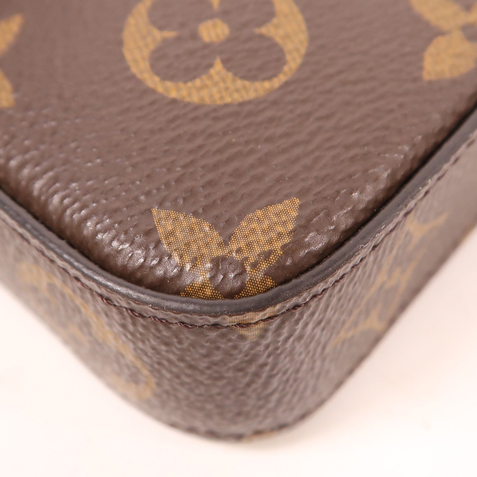 LOUIS VUITTON Monogram Pochette Felicie金扣鏈帶肩背袋