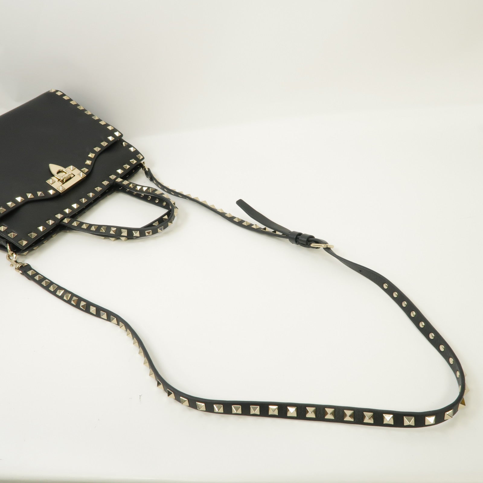 Valentino 【激減優惠】牛皮皮革2 Way Shoulder銀扣手挽肩背兩用袋黑色