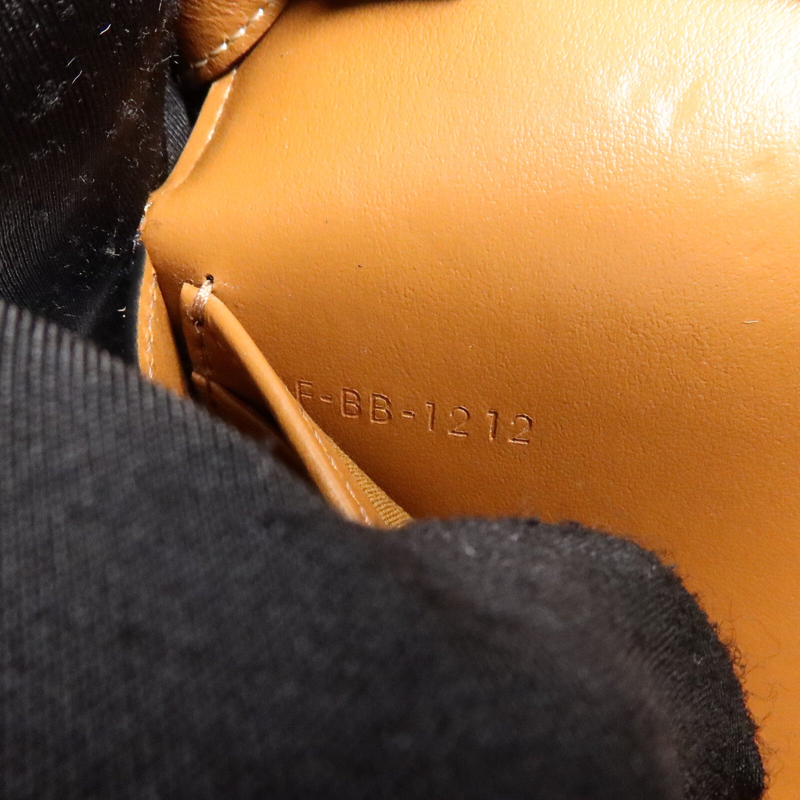 CELINE 塗層帆布Duo Wallet On Strap肩背袋