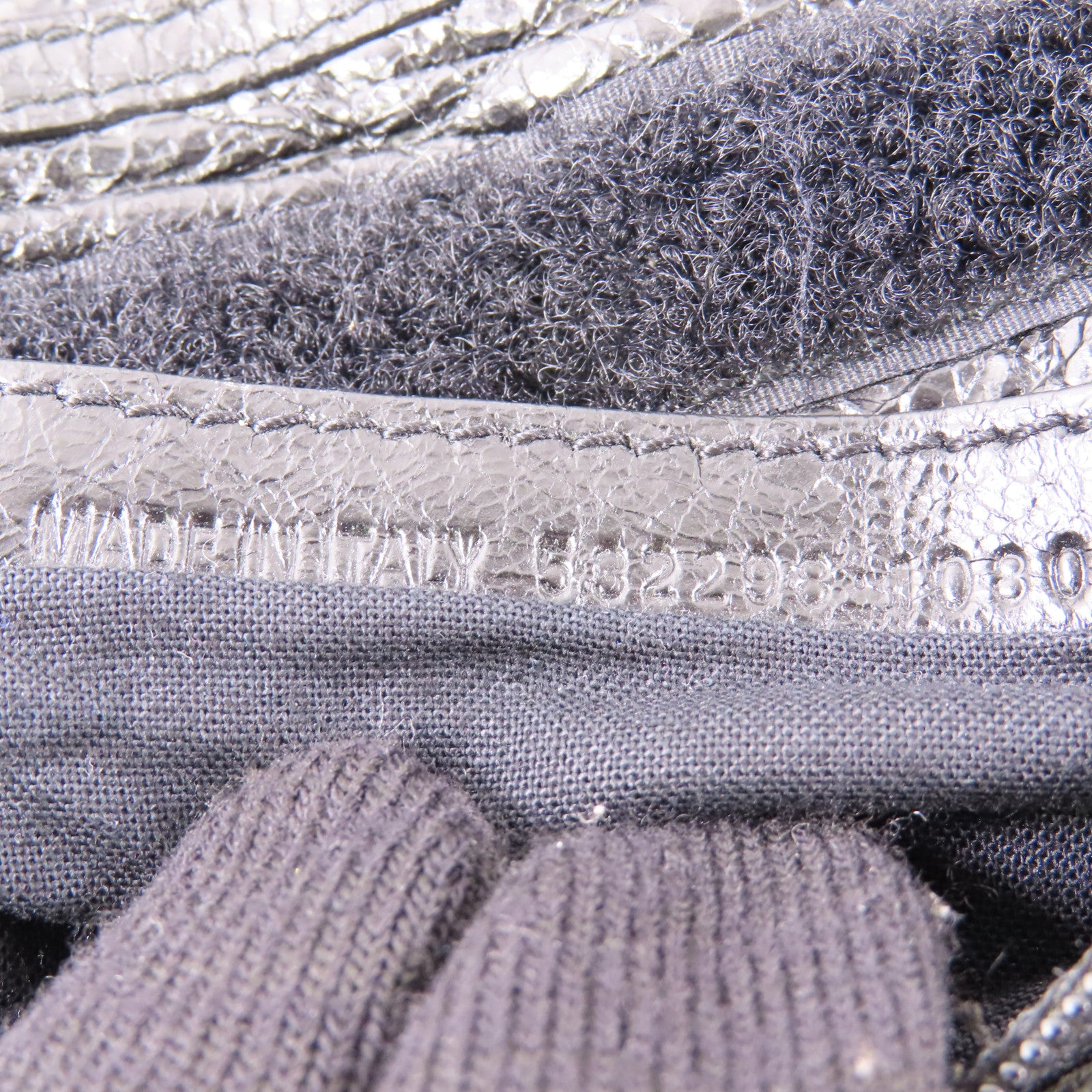 BALENCIAGA 【激減優惠】牛皮皮革Pouch Graffiti肩背袋