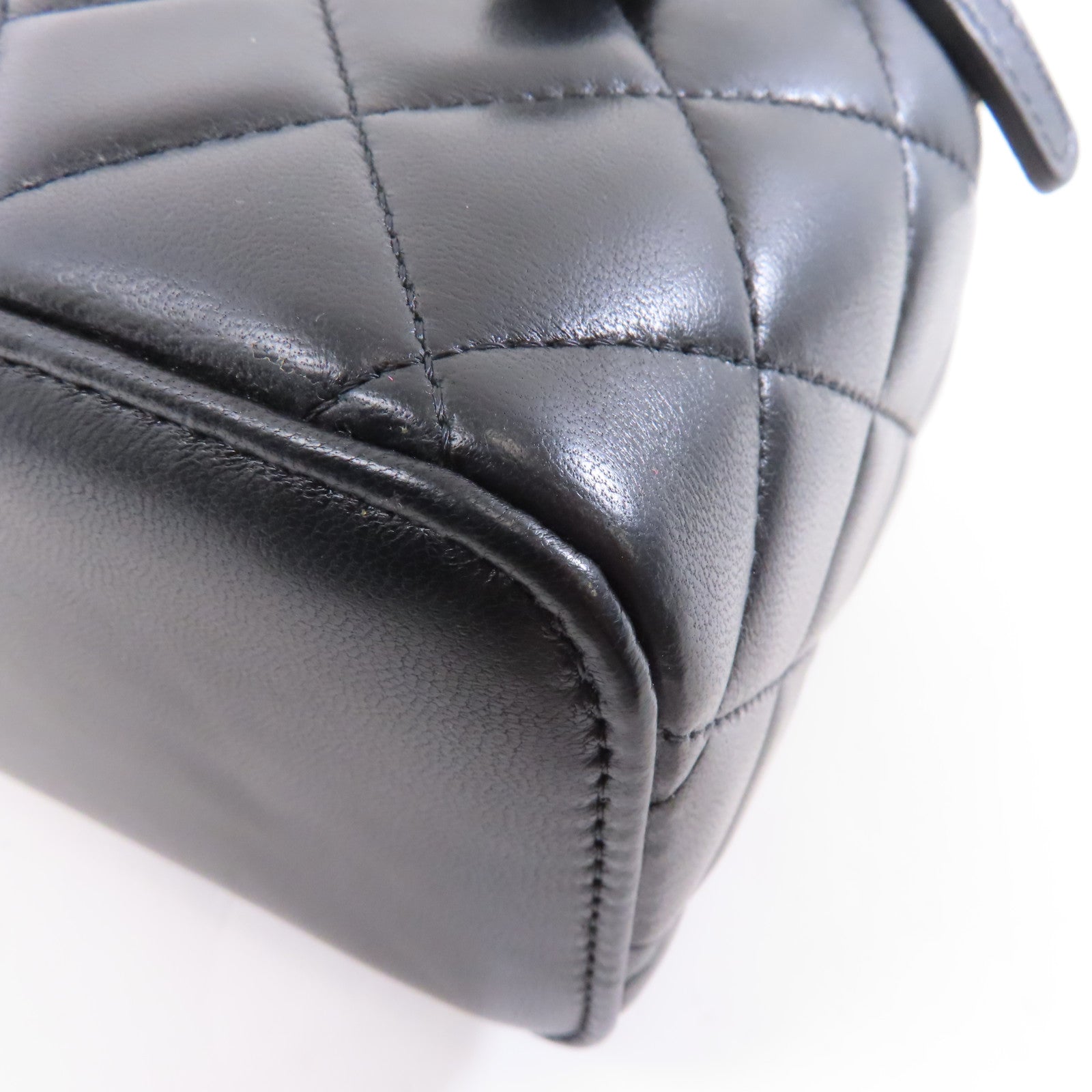 CHANEL 菱格羊皮皮革Vanity Case金扣鏈帶肩背袋黑色