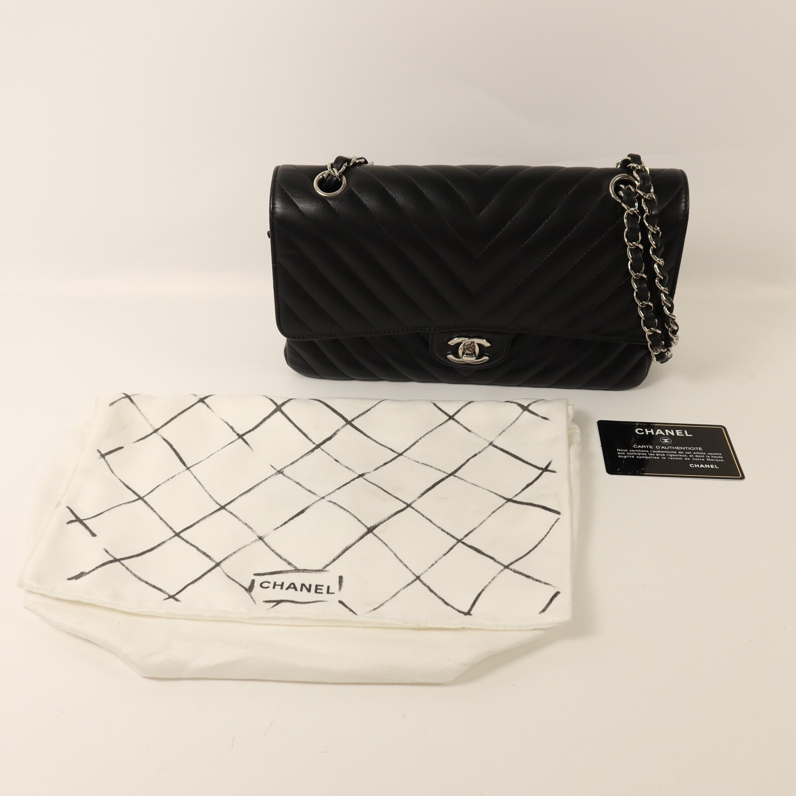 CHANEL 羊皮皮革Classic 25銀扣鏈帶肩背袋