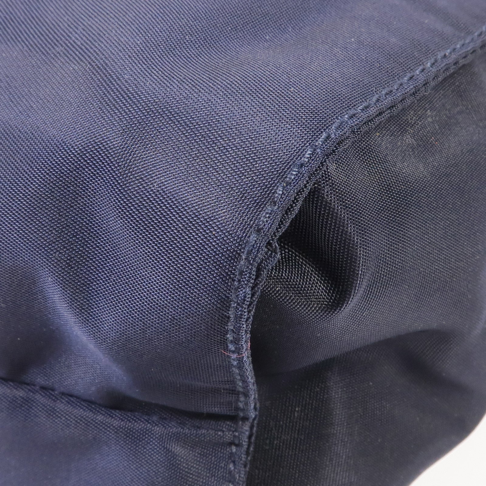 PRADA 尼龍Shoulder Bag銀扣肩背袋