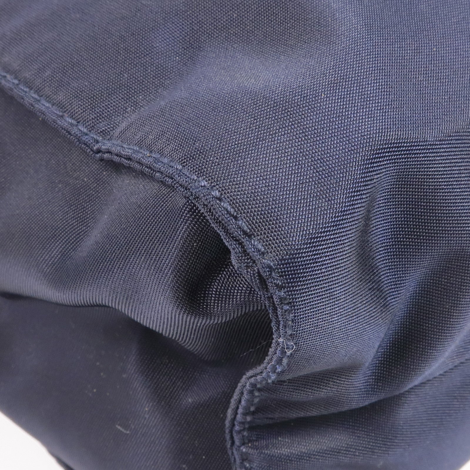 PRADA 尼龍Shoulder Bag銀扣肩背袋