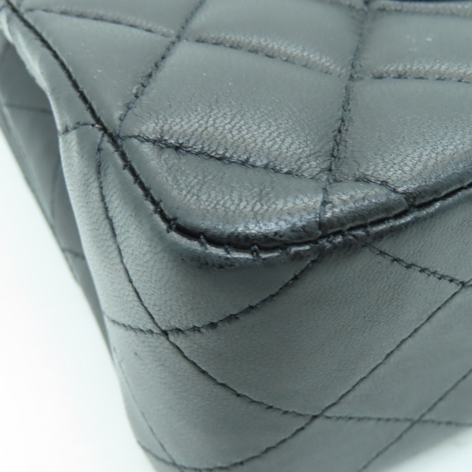 CHANEL 【激減優惠】菱格羊皮皮革Classic 25銀扣鏈帶肩背袋黒色