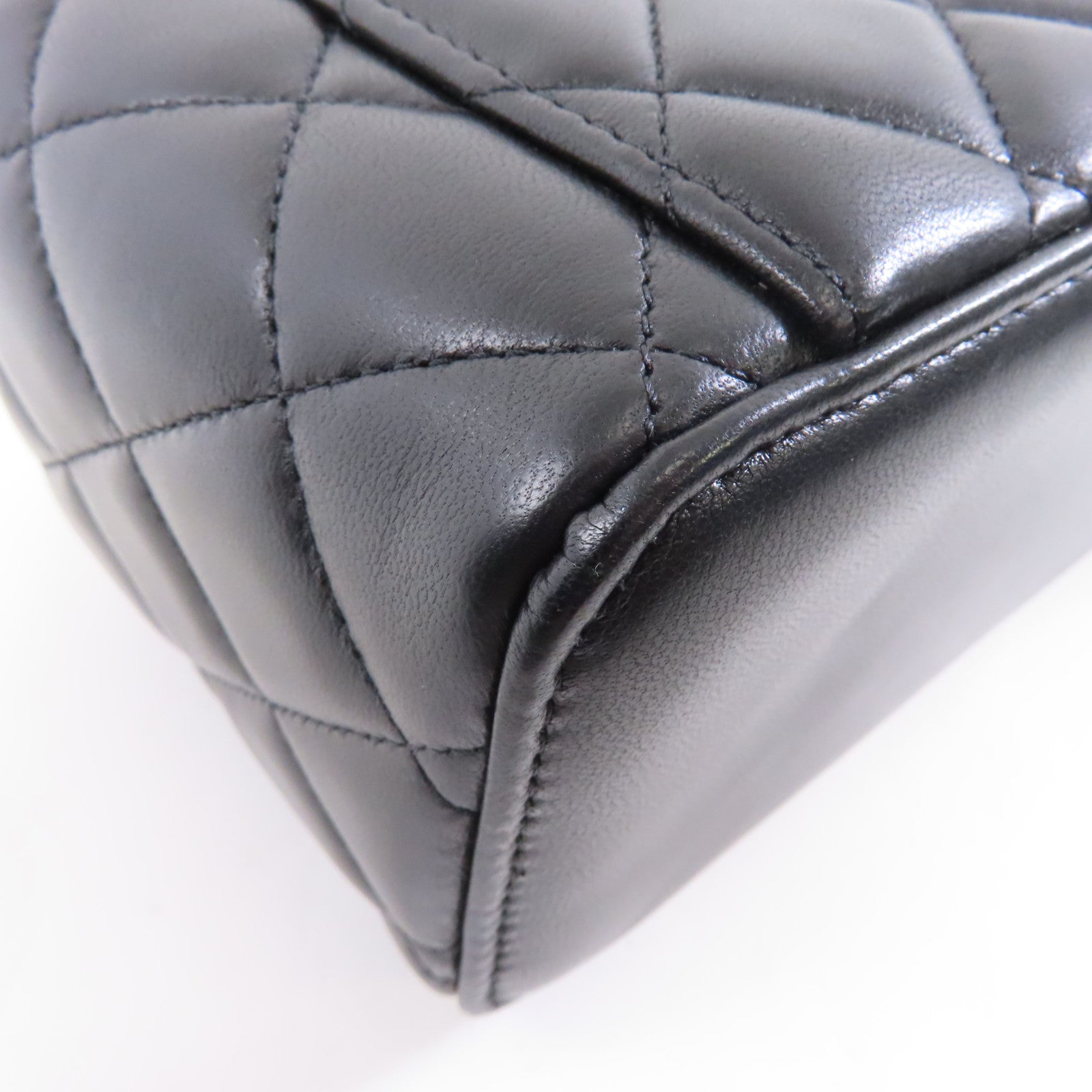 CHANEL 菱格羊皮皮革Vanity Case金扣鏈帶肩背袋黑色