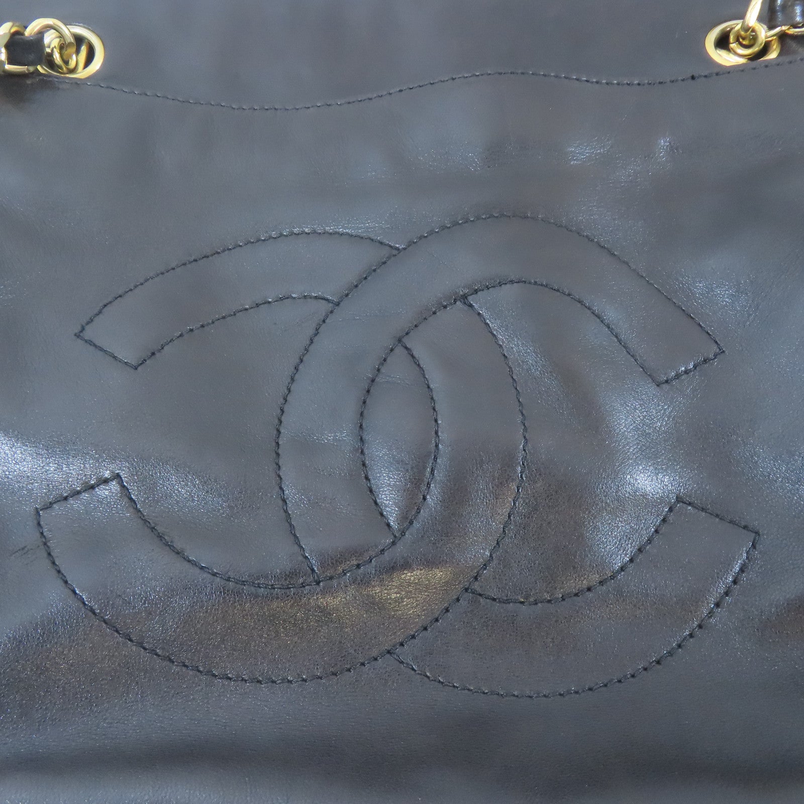 CHANEL 皮革Shoulder Bag金扣肩背袋黑色