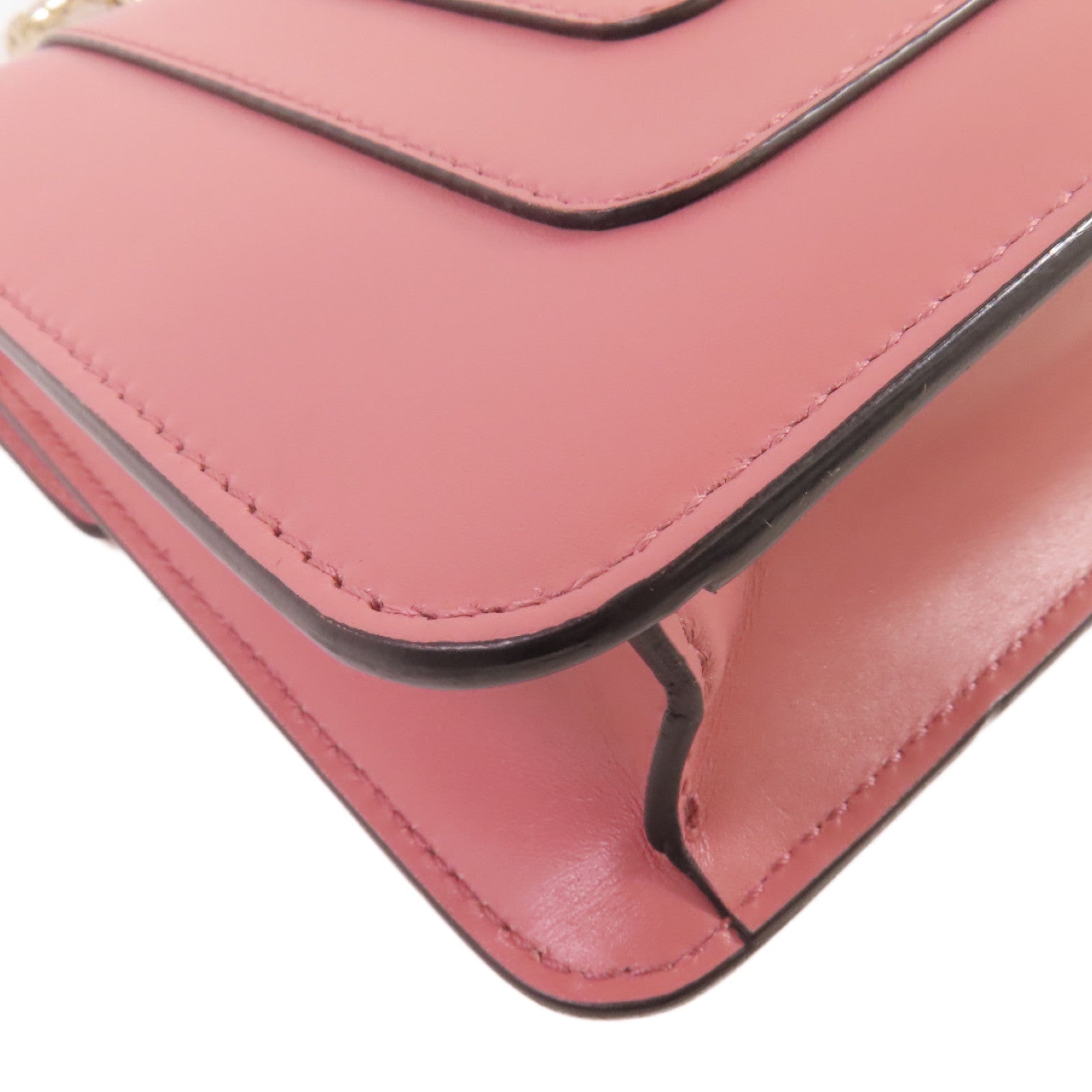 BVLGARI 【激減優惠】牛皮皮革Serpenti Forever Small Shoulder Bag銀扣鏈帶肩背粉紅色