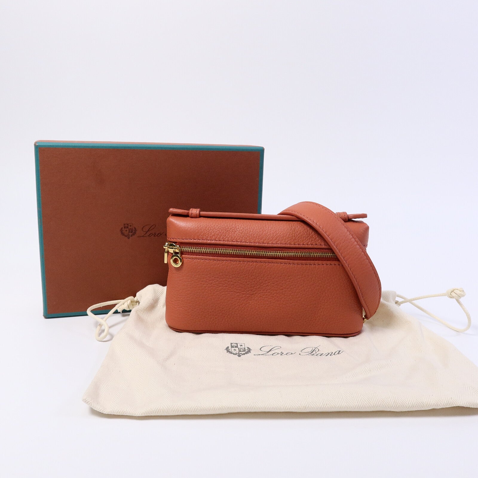 Loro Piana 【激減優惠】牛皮皮革Extra Pocket Mini手挽肩背兩用袋