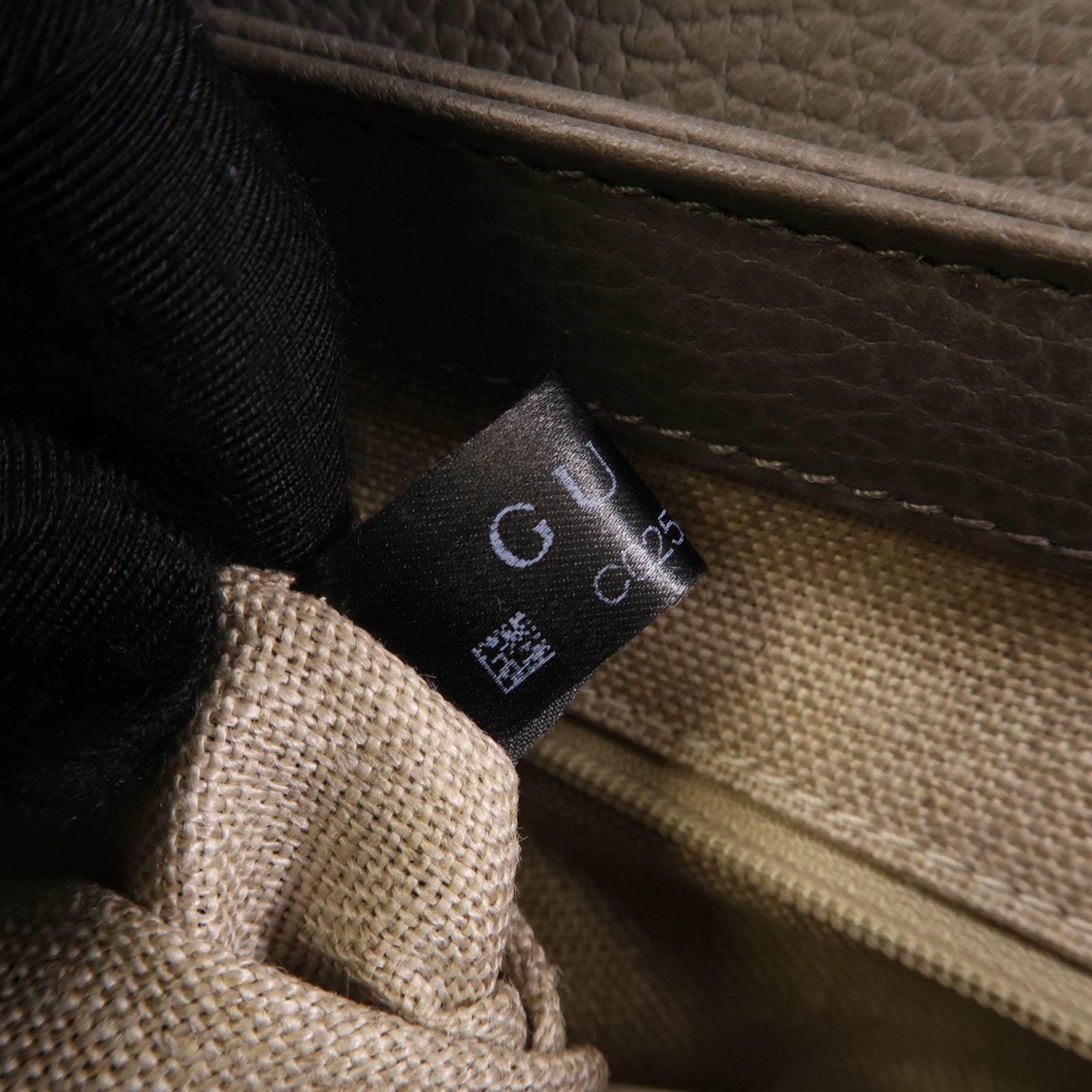 GUCCI 牛皮皮革Chain Shoulder Bag金扣鏈帶肩背袋灰色