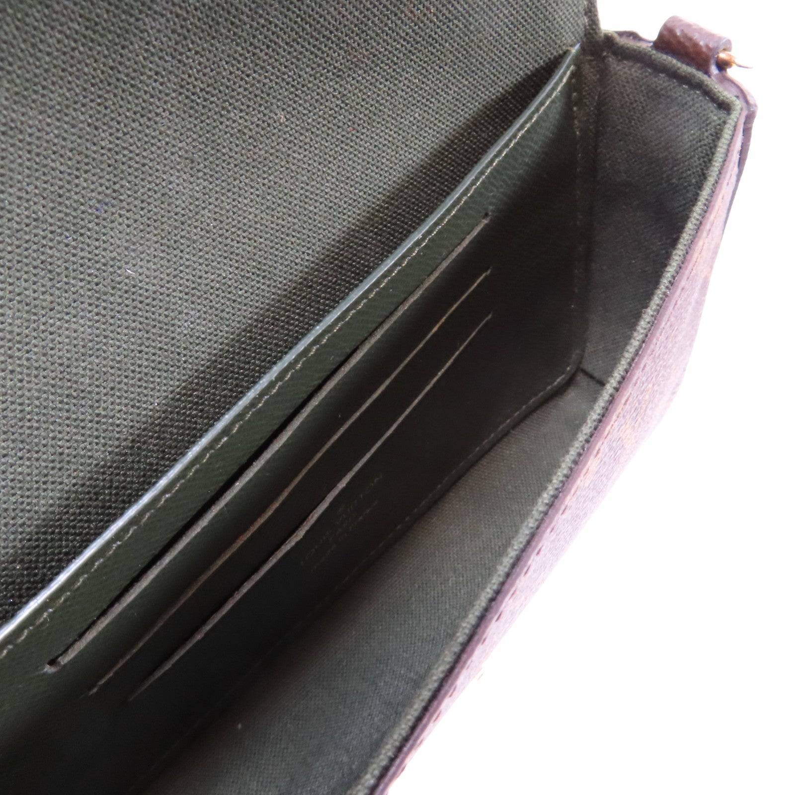 LOUIS VUITTON Monogram Mini Pochette Accessoires金扣肩背袋啡色