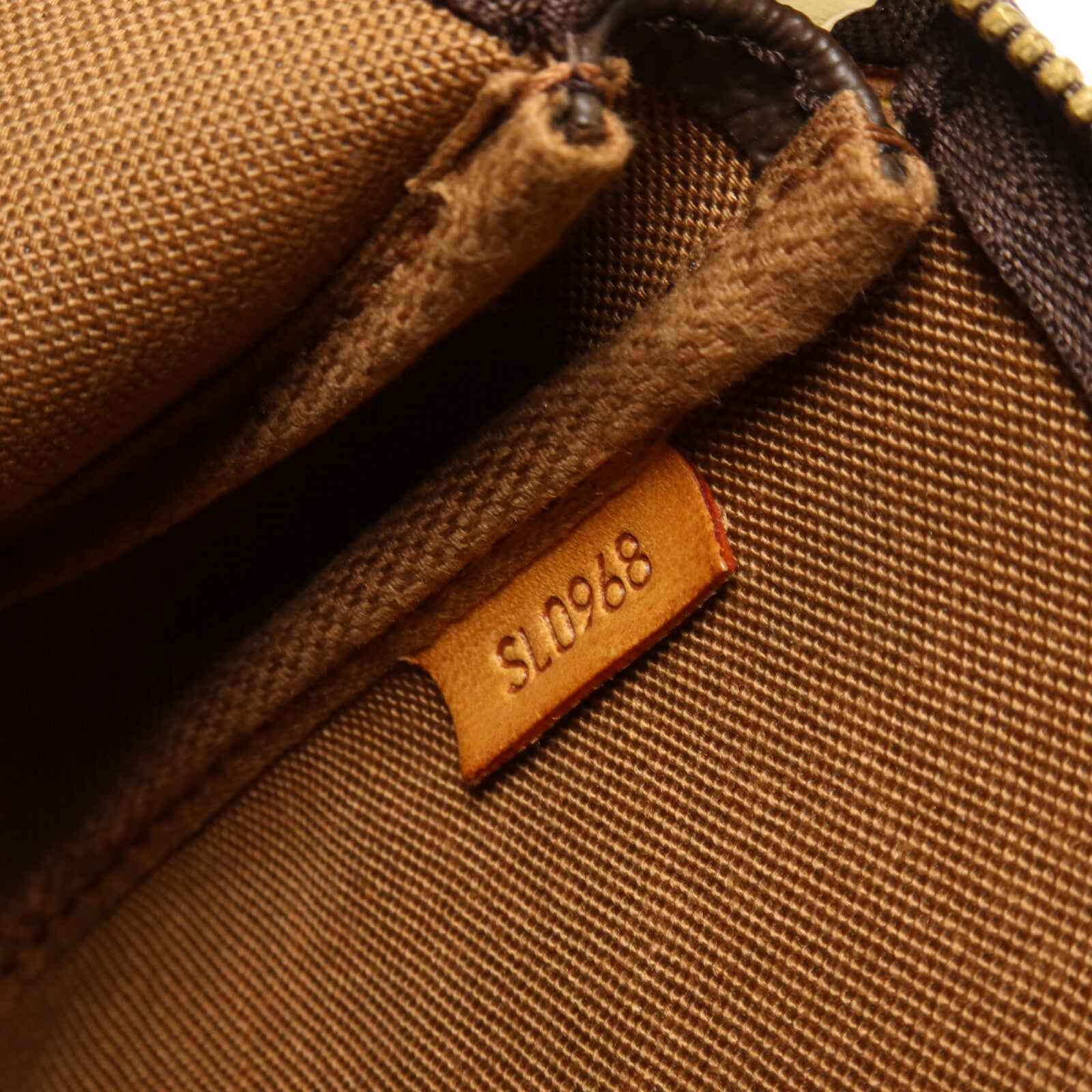 LOUIS VUITTON Monogram Pochette Accessoires手挽袋