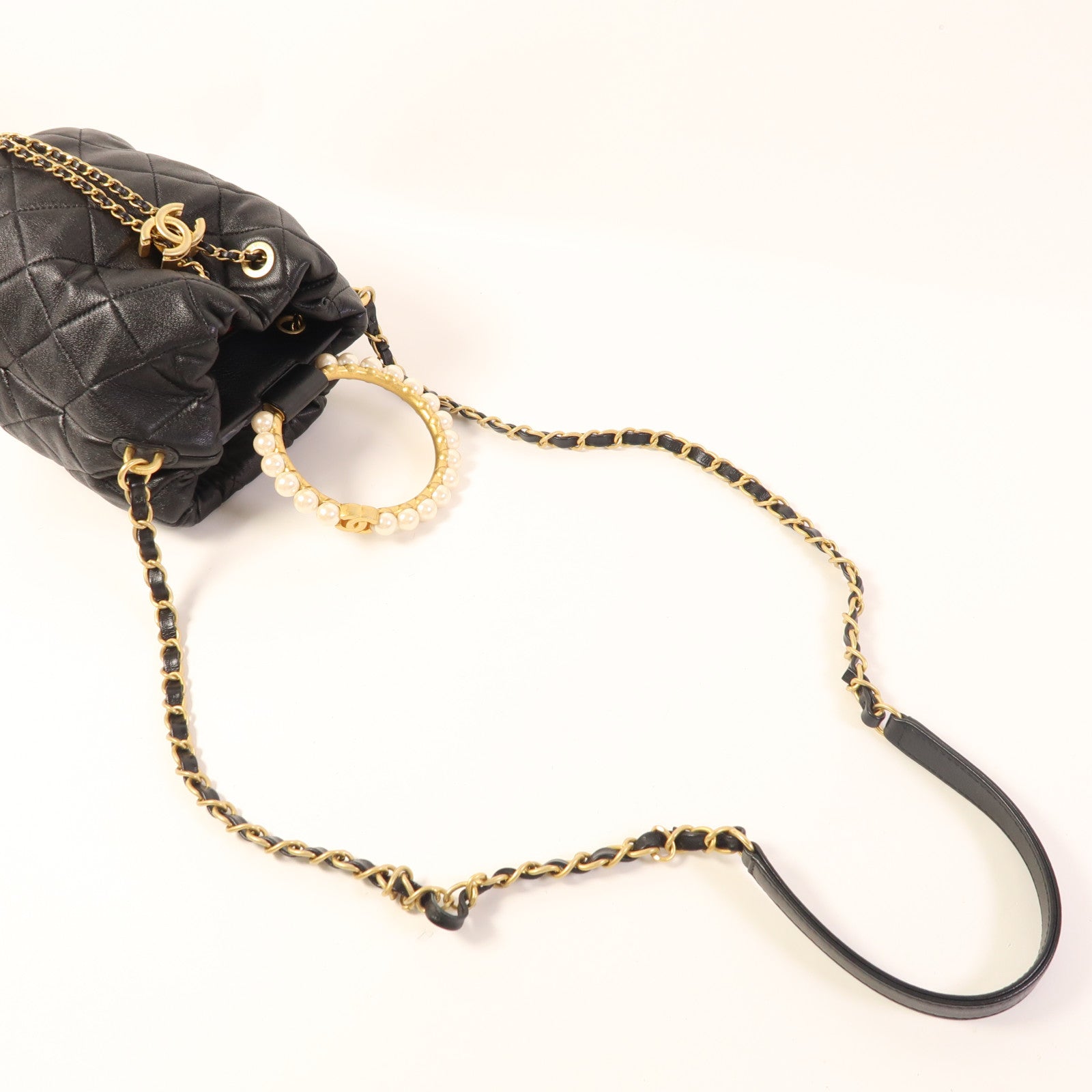 CHANEL 羊皮皮革Bucket Bag With Pearl Handle金扣手挽肩背兩用袋