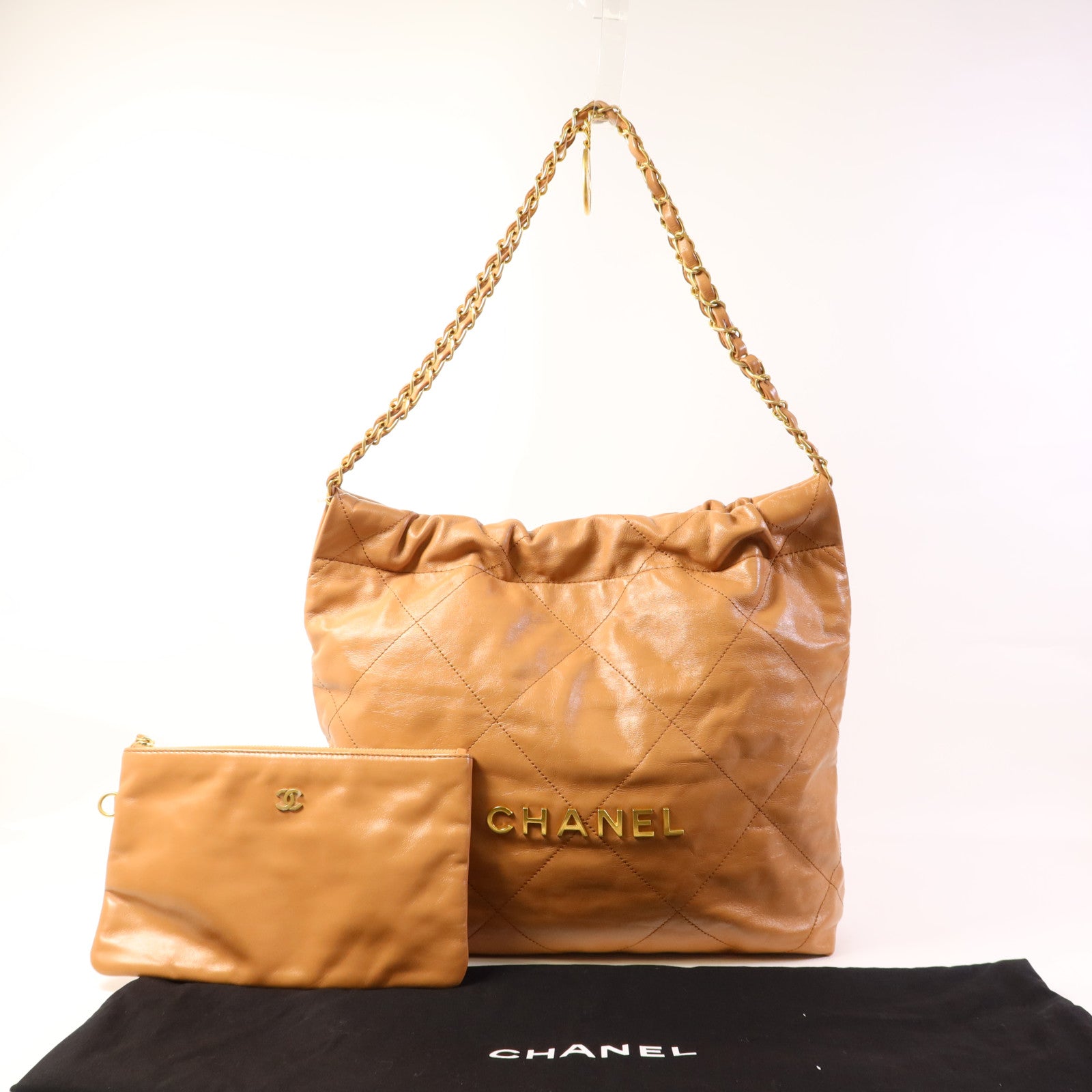 CHANEL 牛皮皮革Chanel 22金扣鏈帶肩背袋